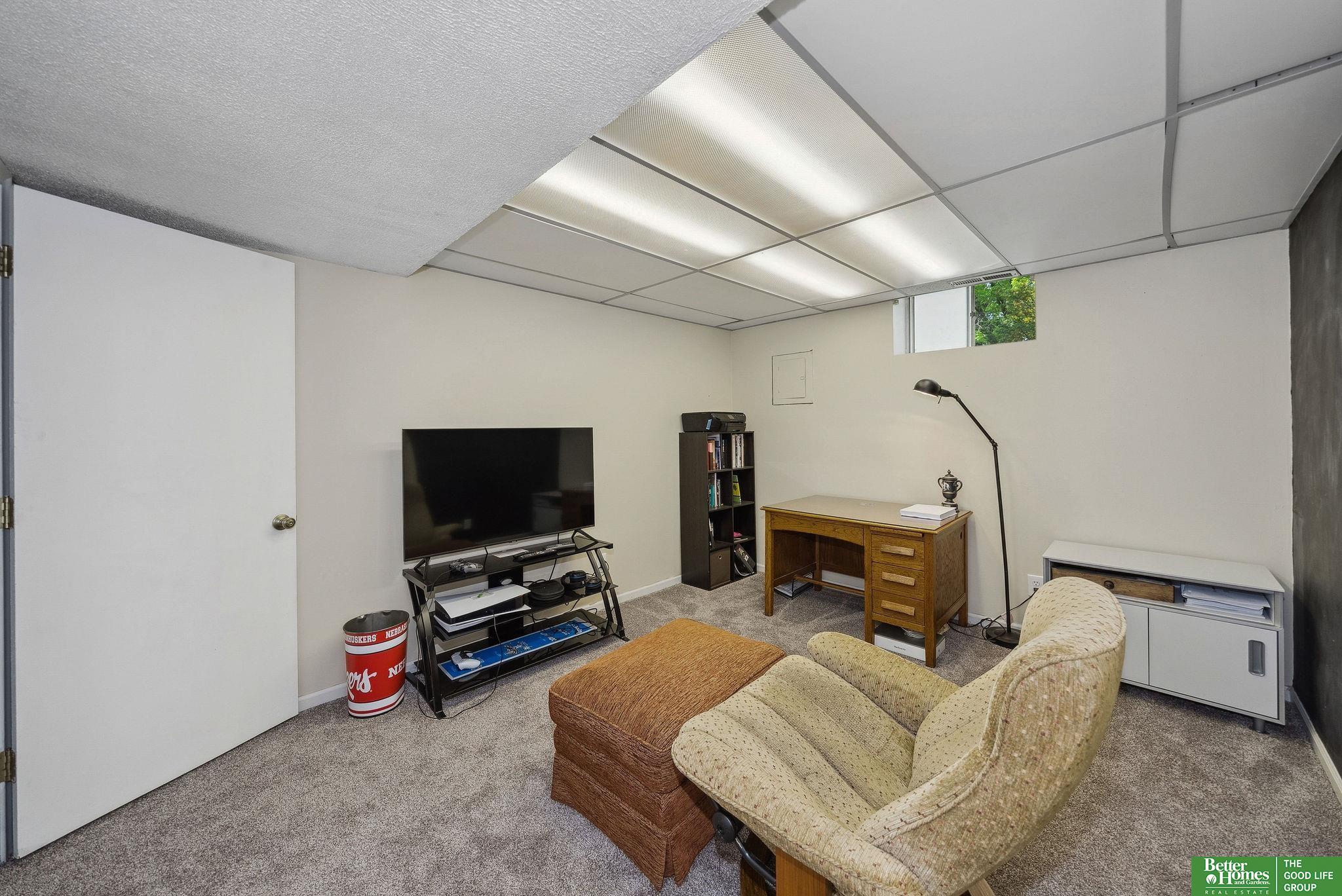 15443 Douglas Circle