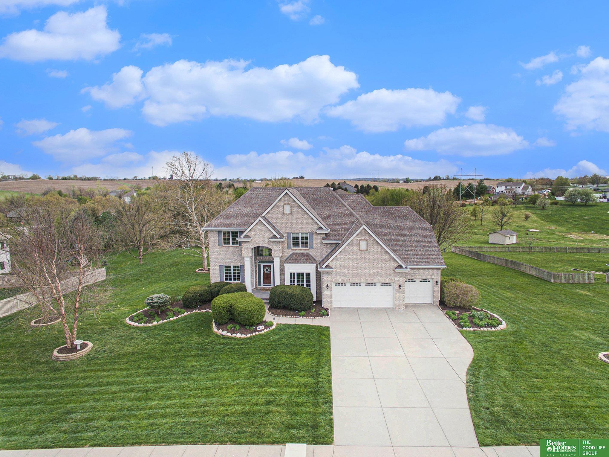 3905 Birchwood Drive
