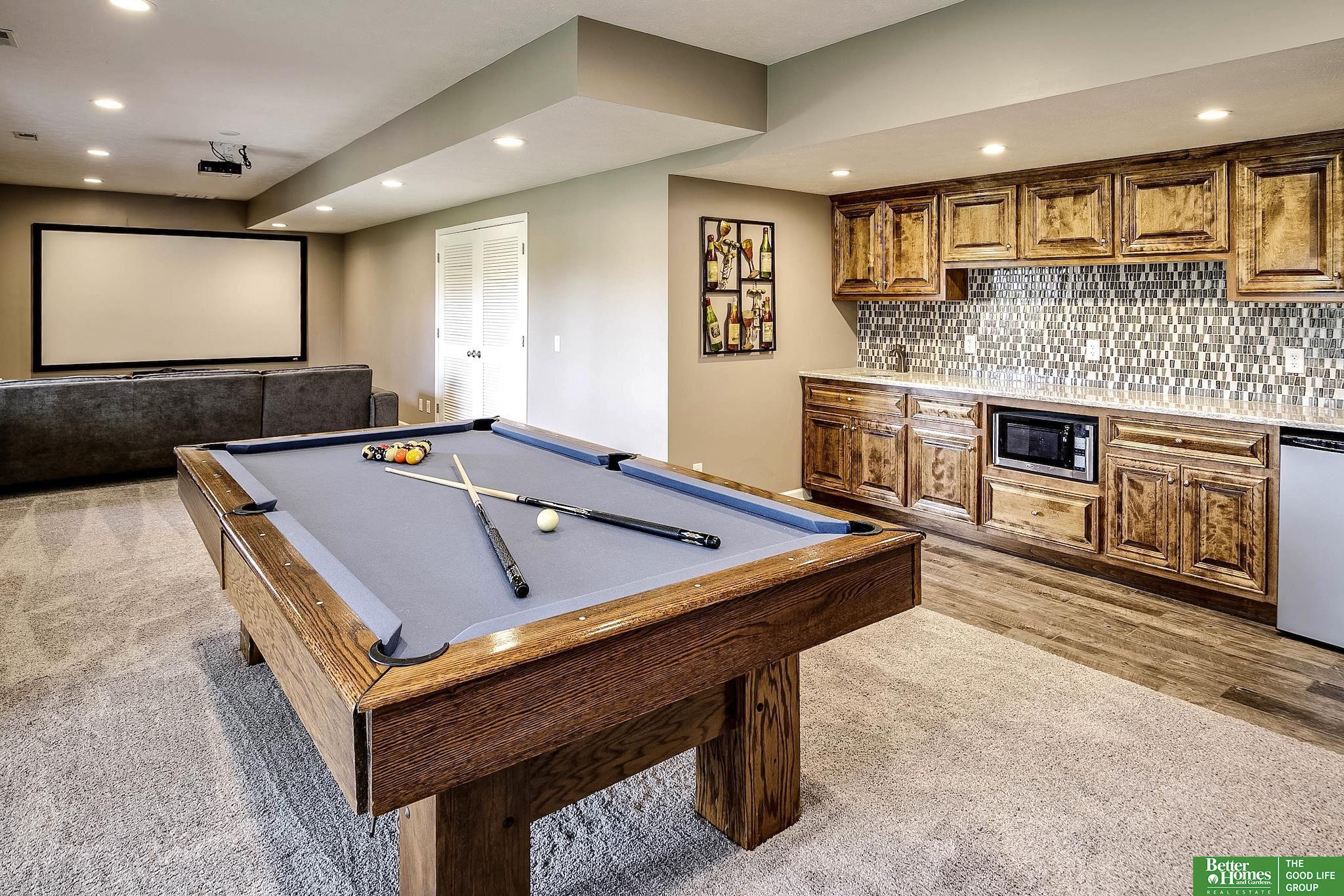 3905 Birchwood Drive