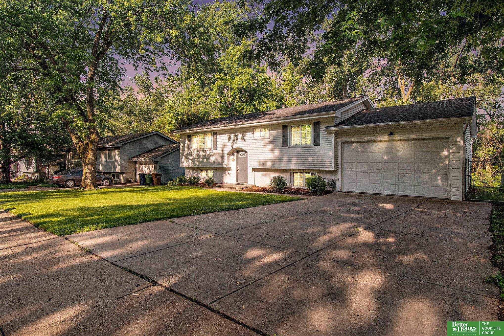 1106 Bryan Avenue