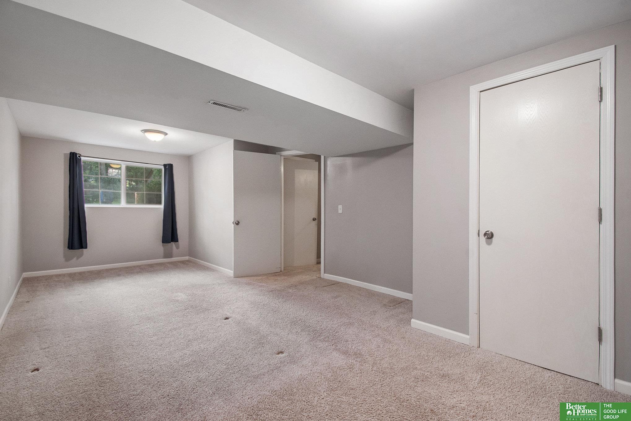 1106 Bryan Avenue