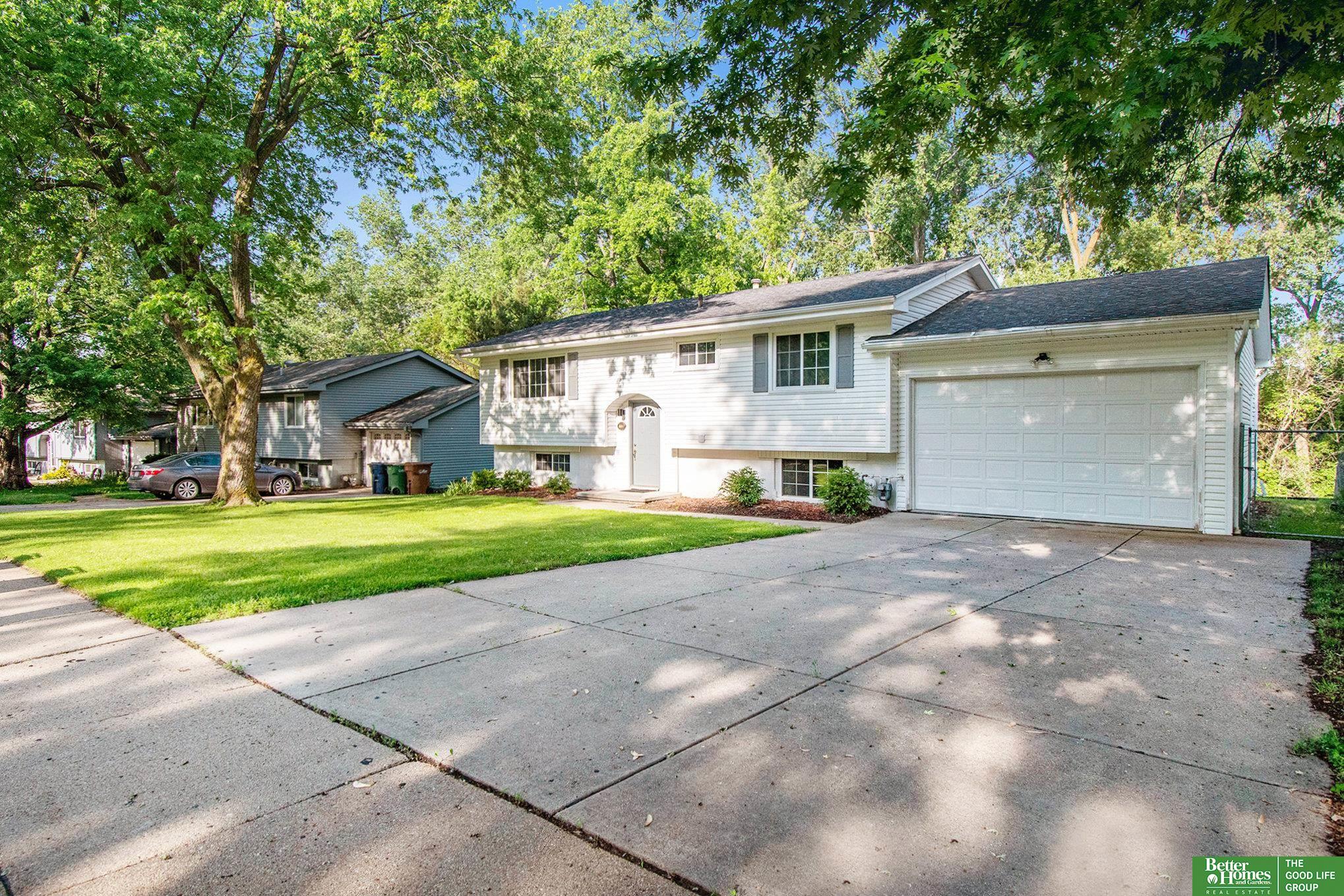 1106 Bryan Avenue