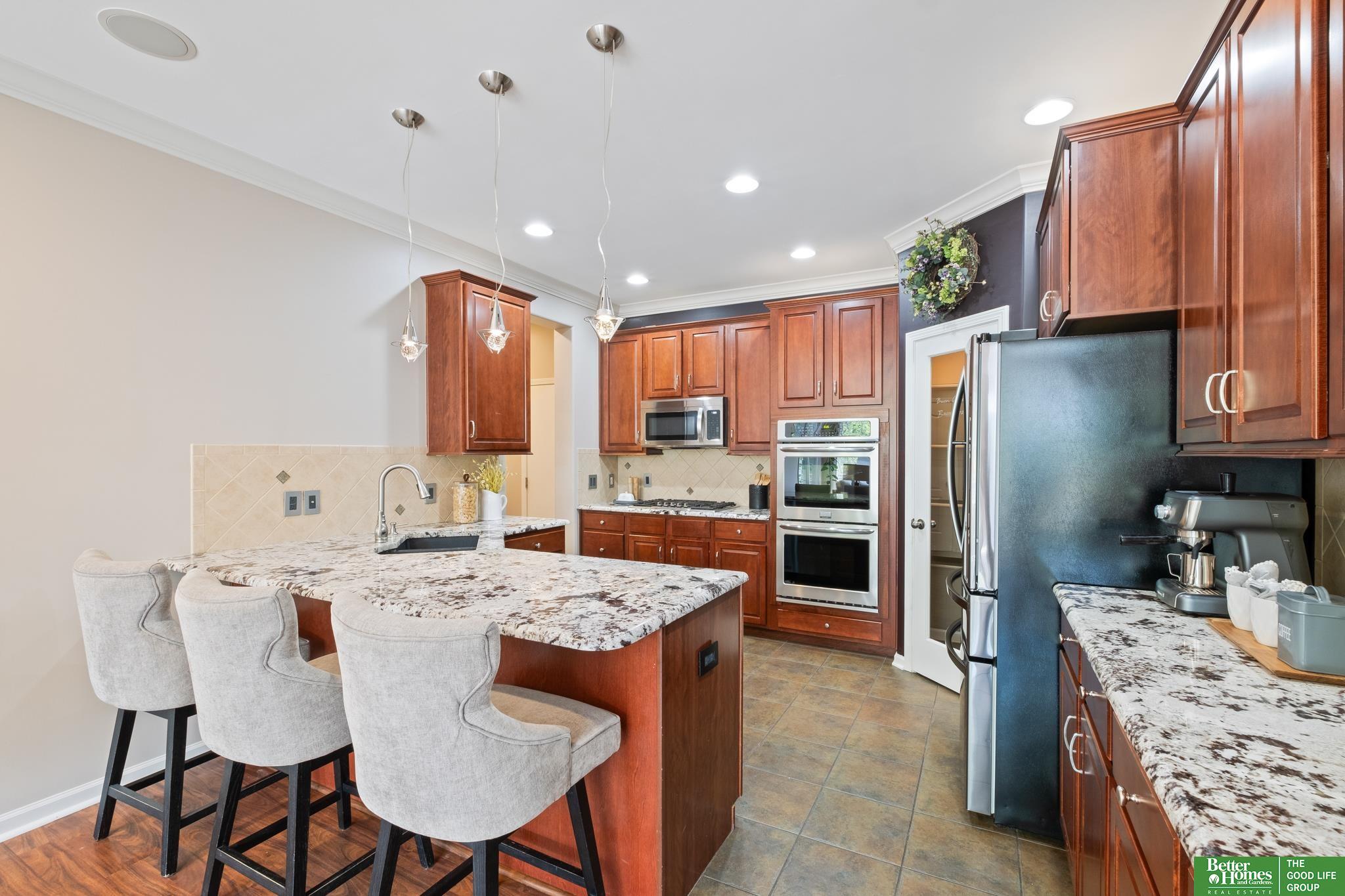 571 S 182nd Street