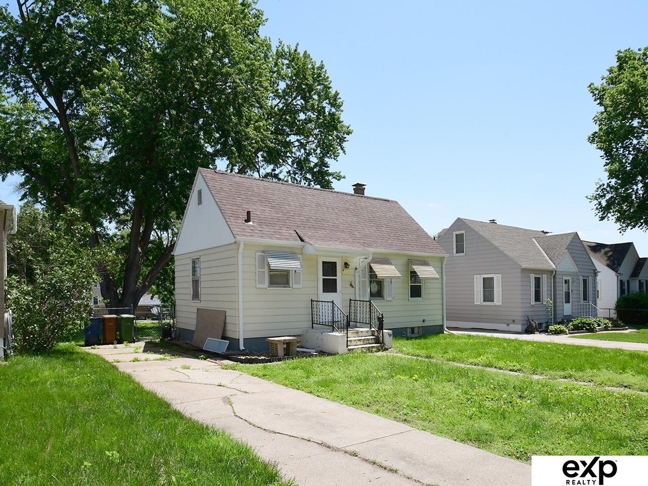 2607 Van Buren Street