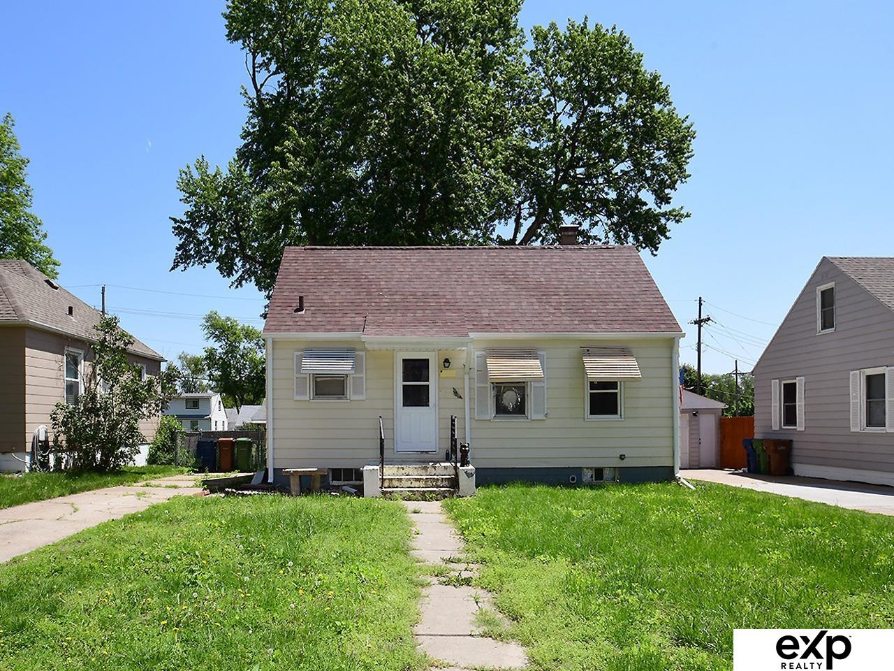 2607 Van Buren Street