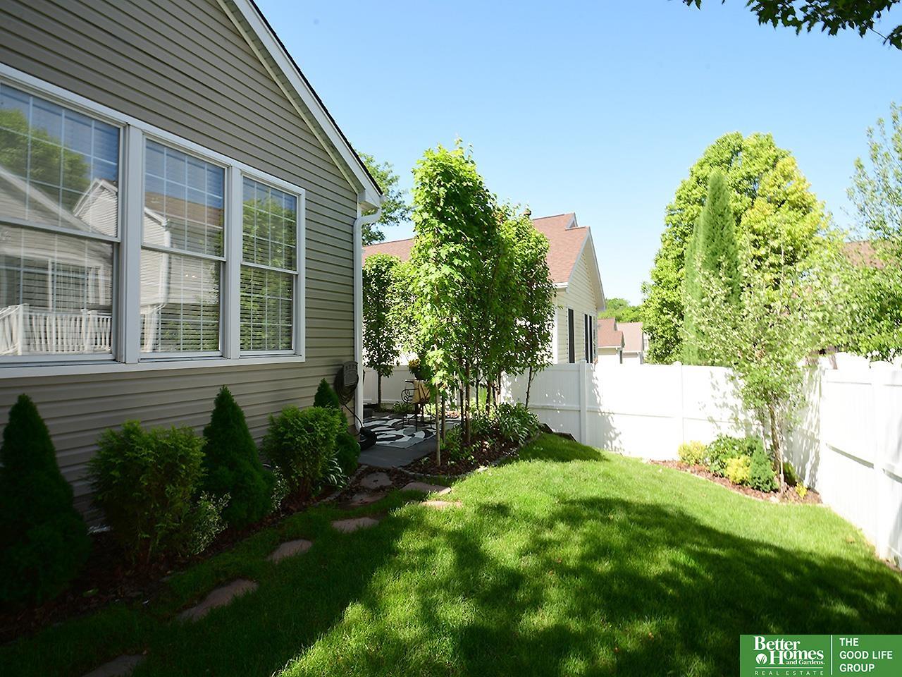 17160 Walnut Plaza