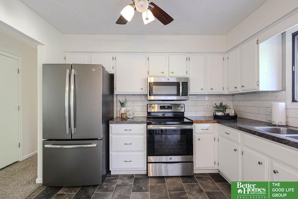 7721 Greenleaf Drive