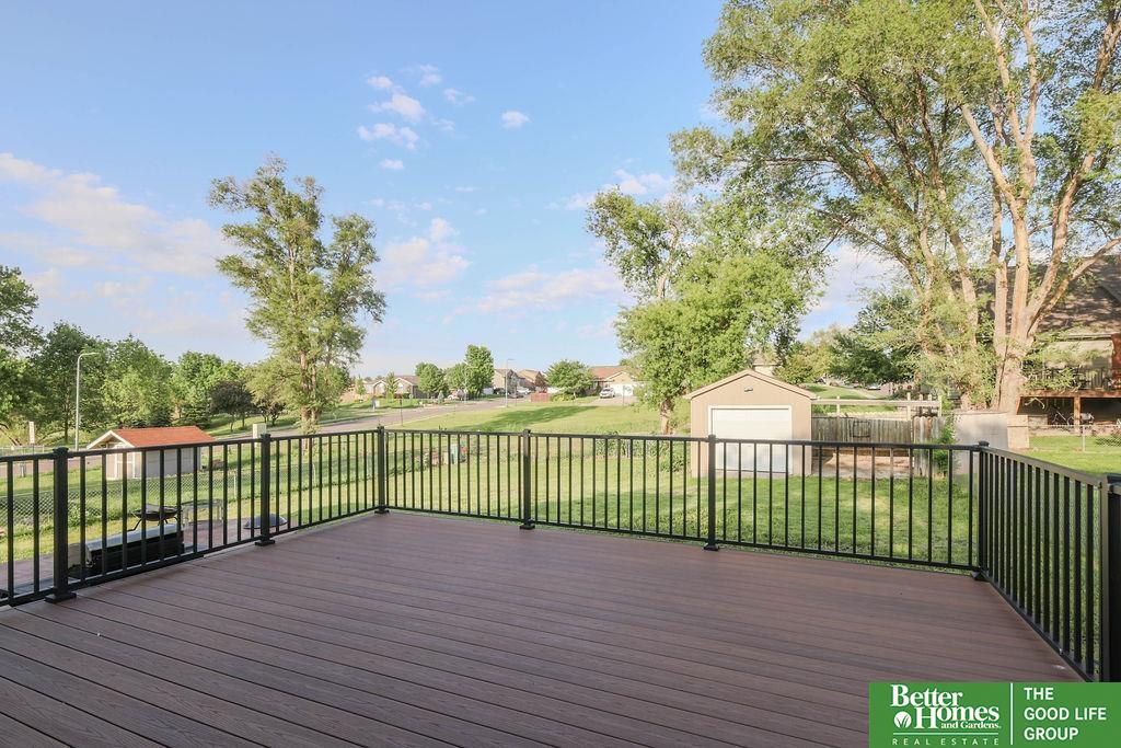 7721 Greenleaf Drive