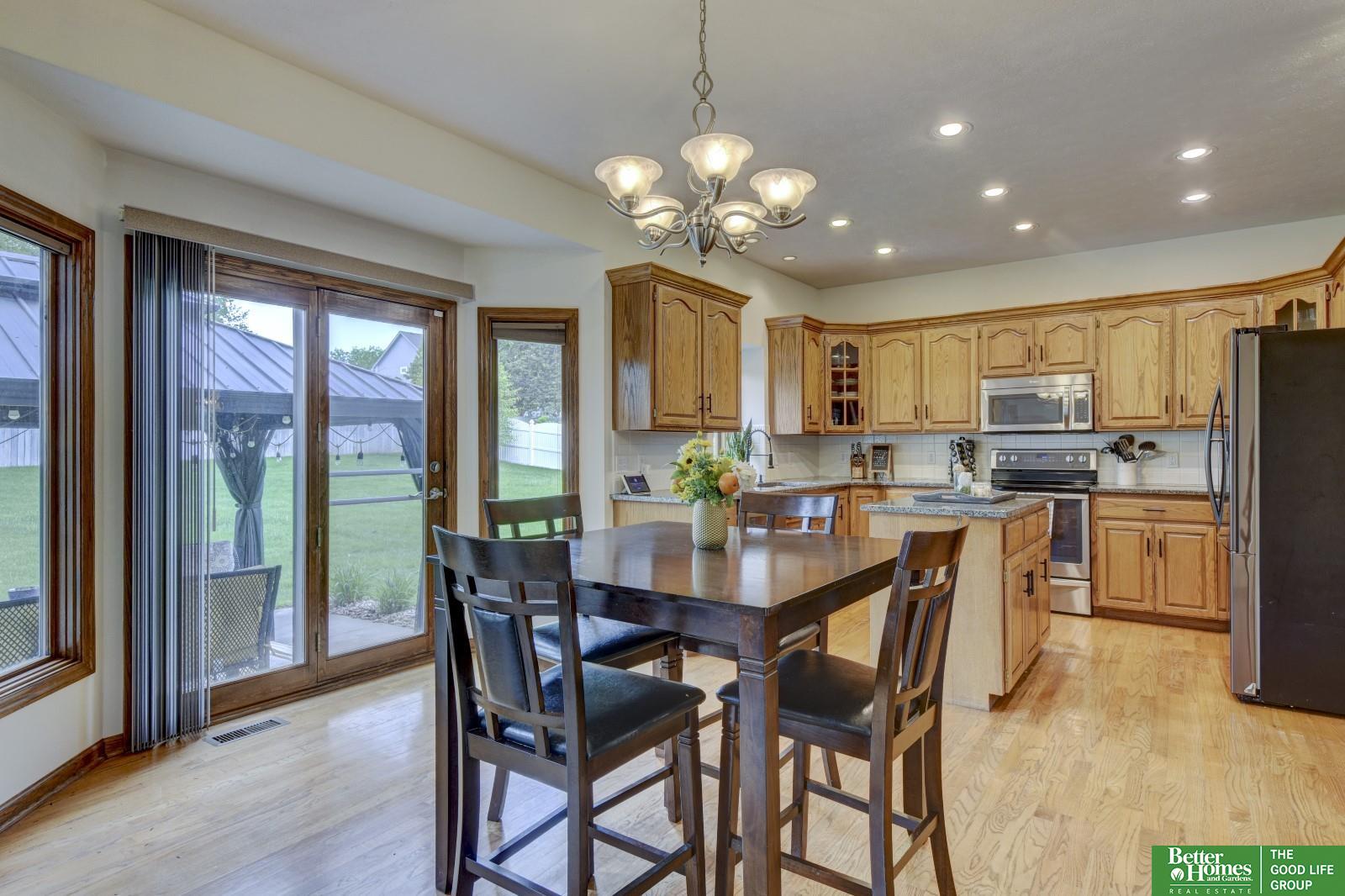 5904 S 174 Street