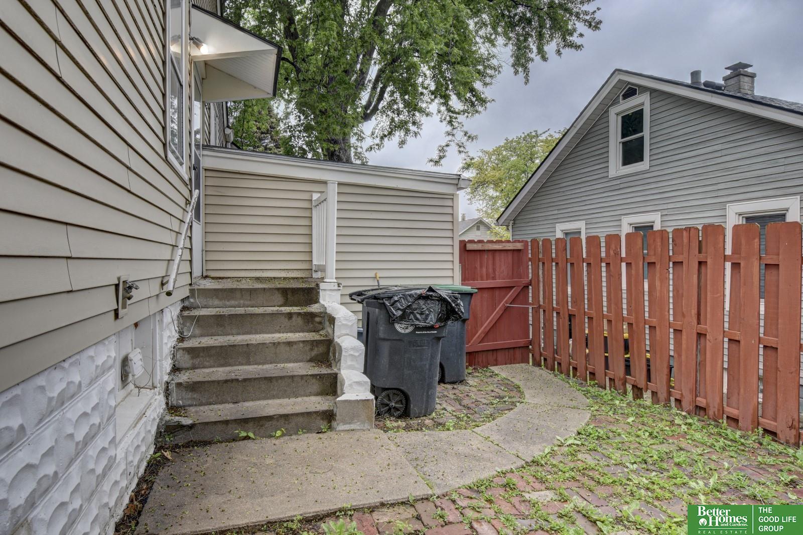 5115 Pinkney Street