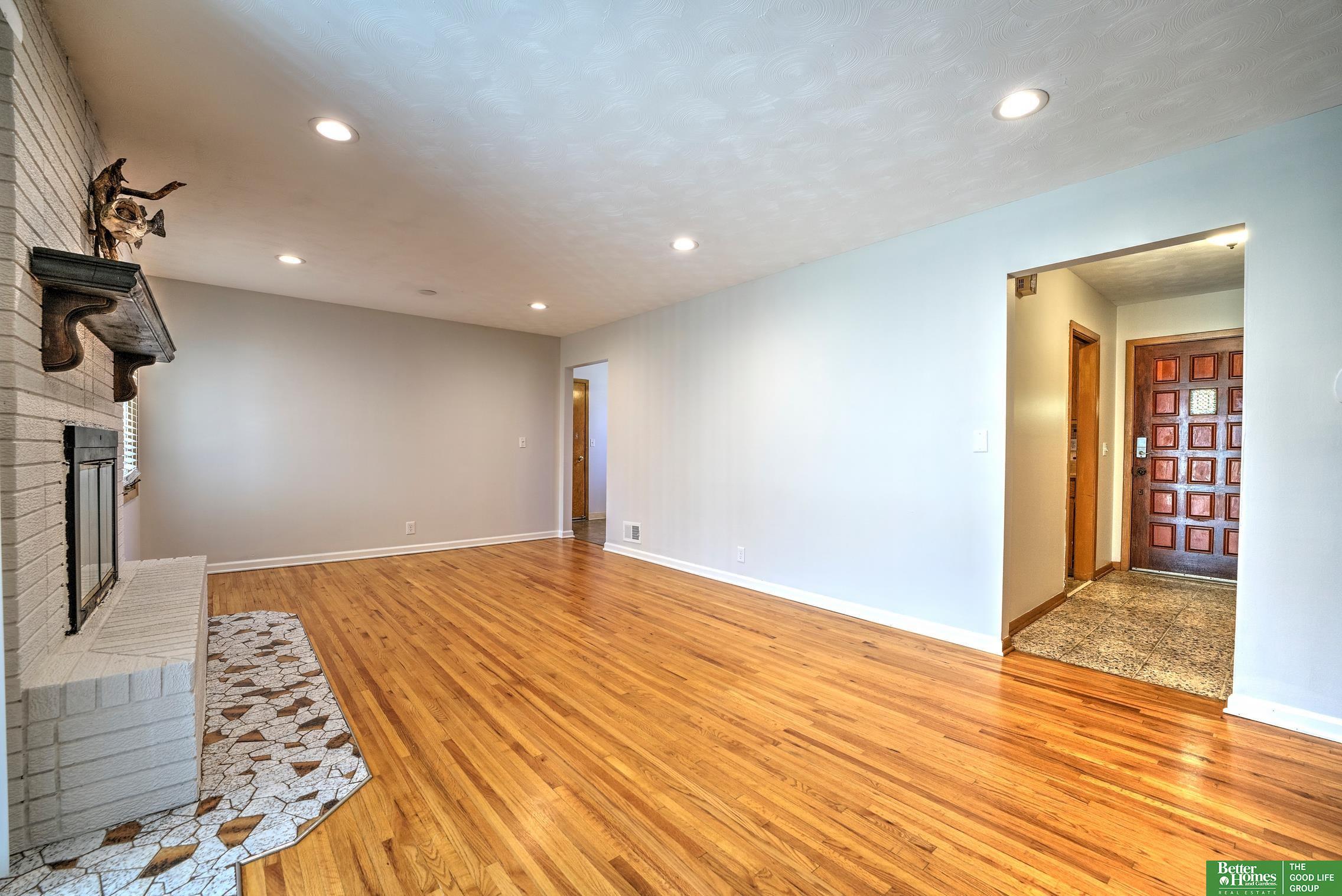 1301 Ventura Drive