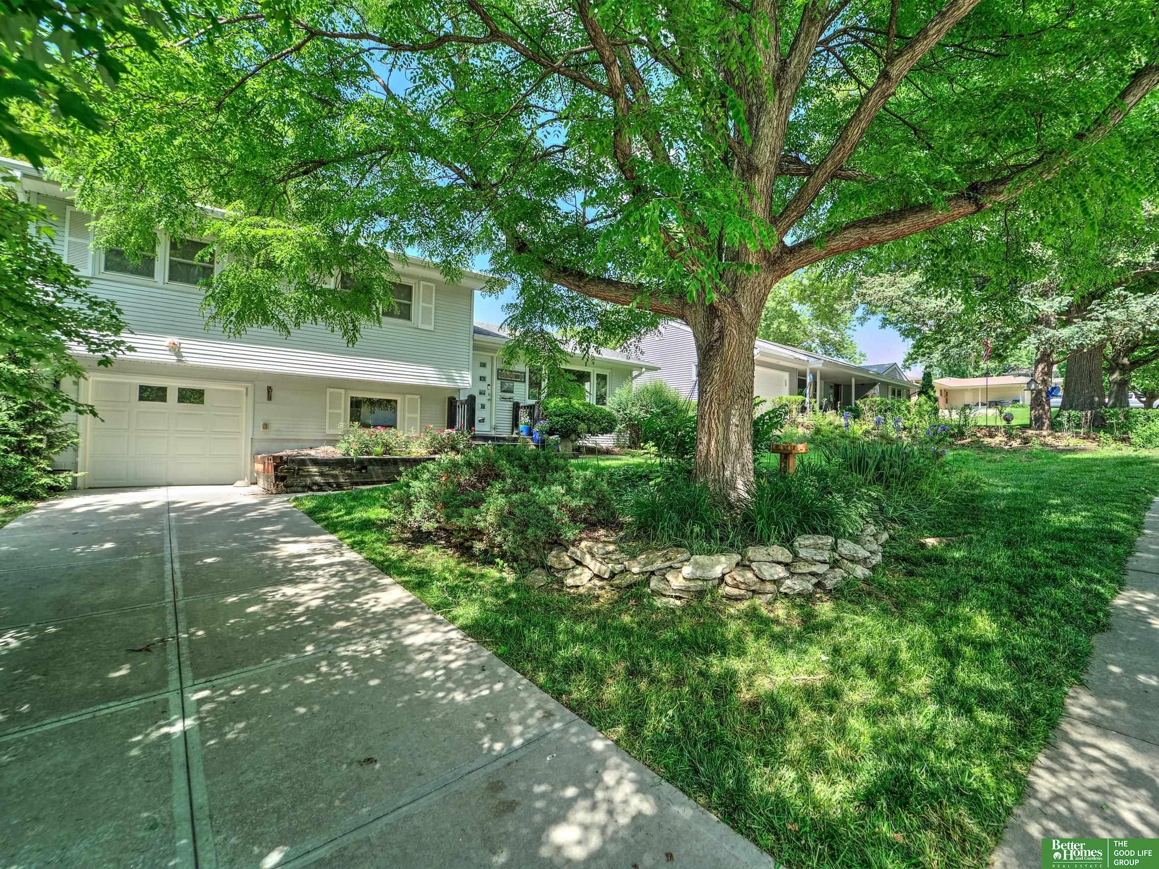 8708 Fowler Avenue