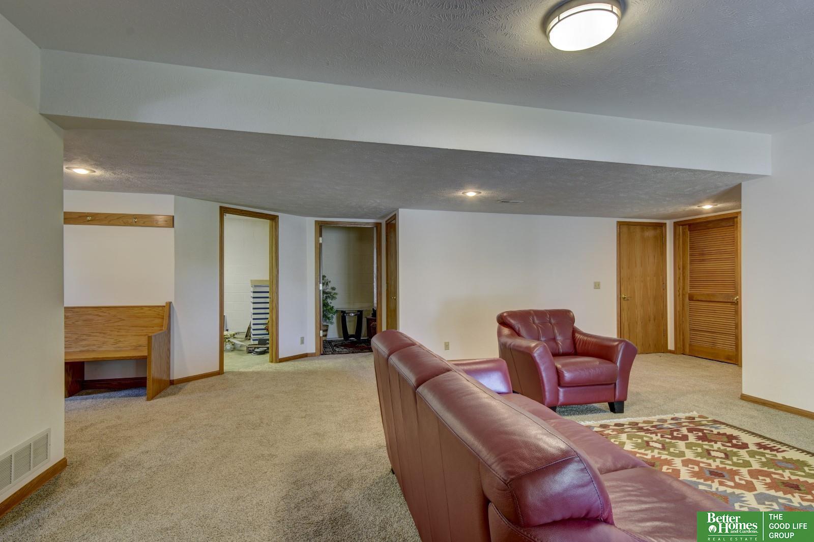 4405 N 156 Avenue Circle
