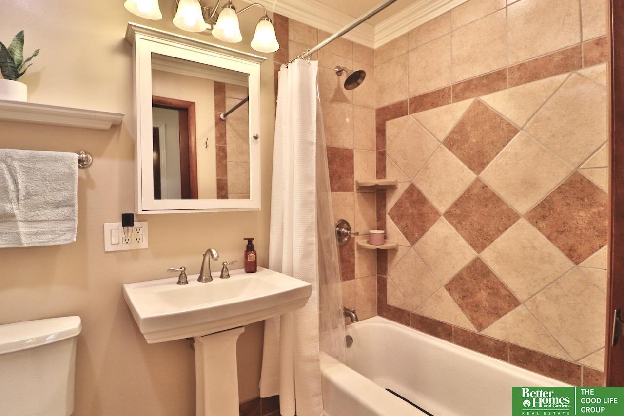 1423 S 54th Street