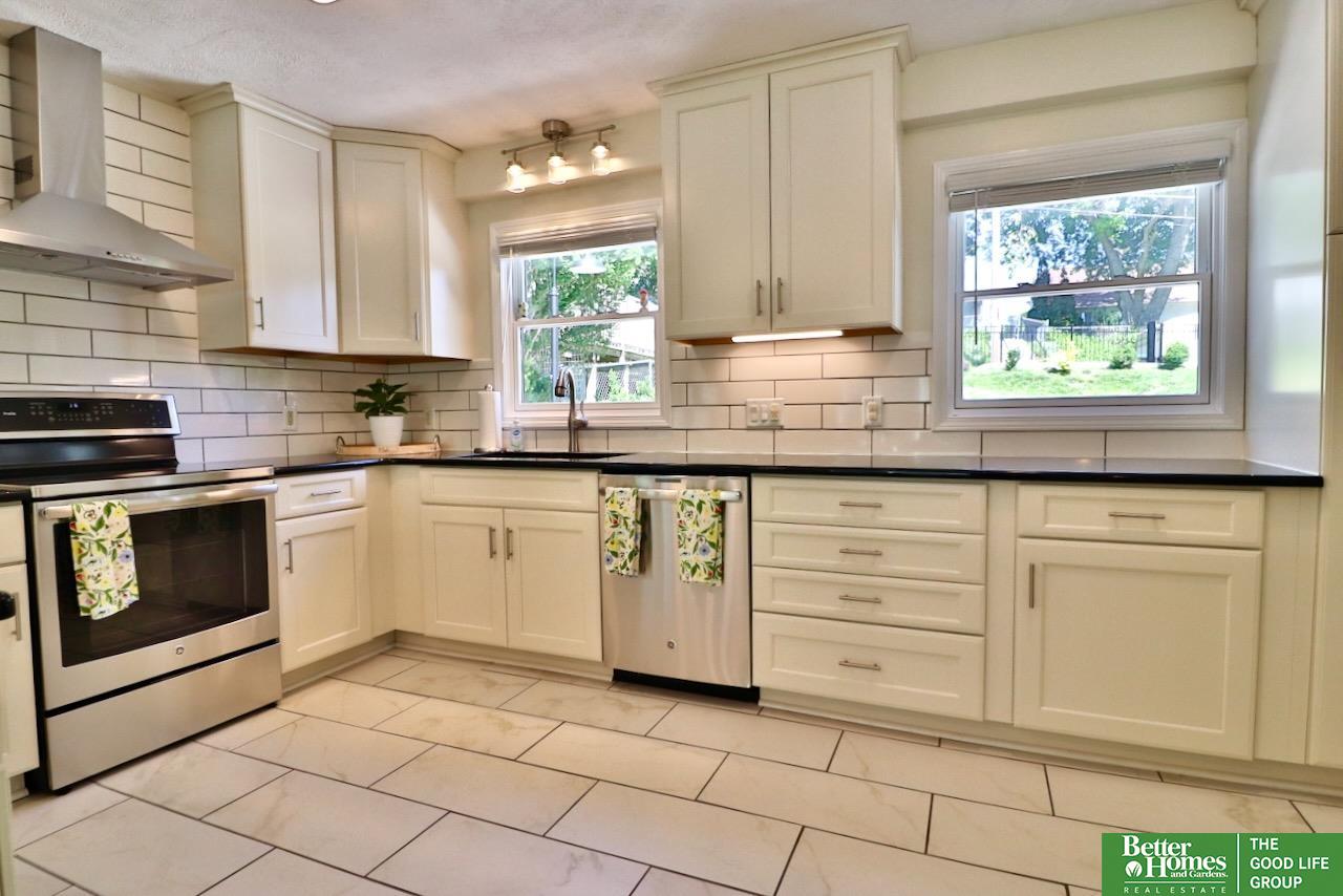 1423 S 54th Street