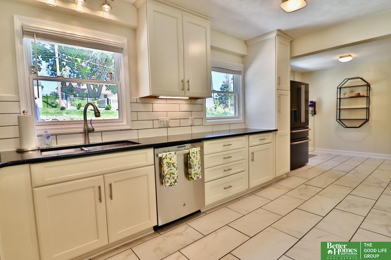 1423 S 54th Street