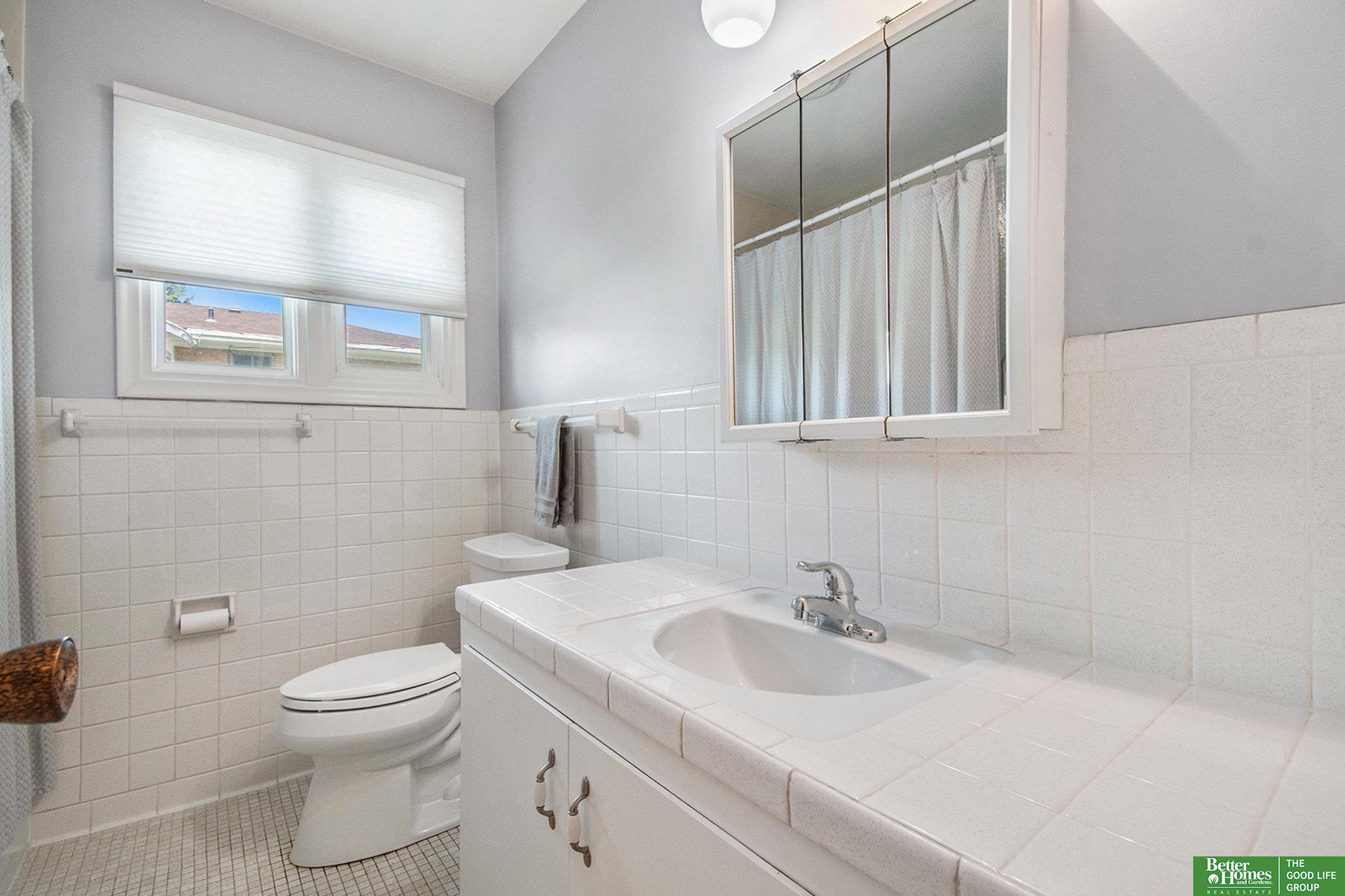 10754/10756 Spring Street