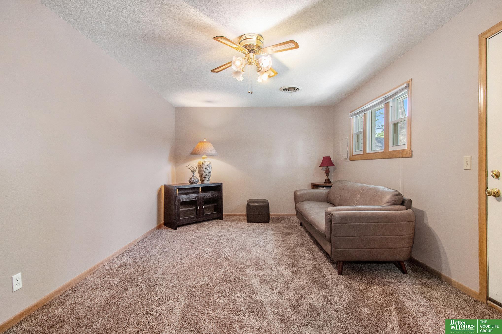 10754/10756 Spring Street