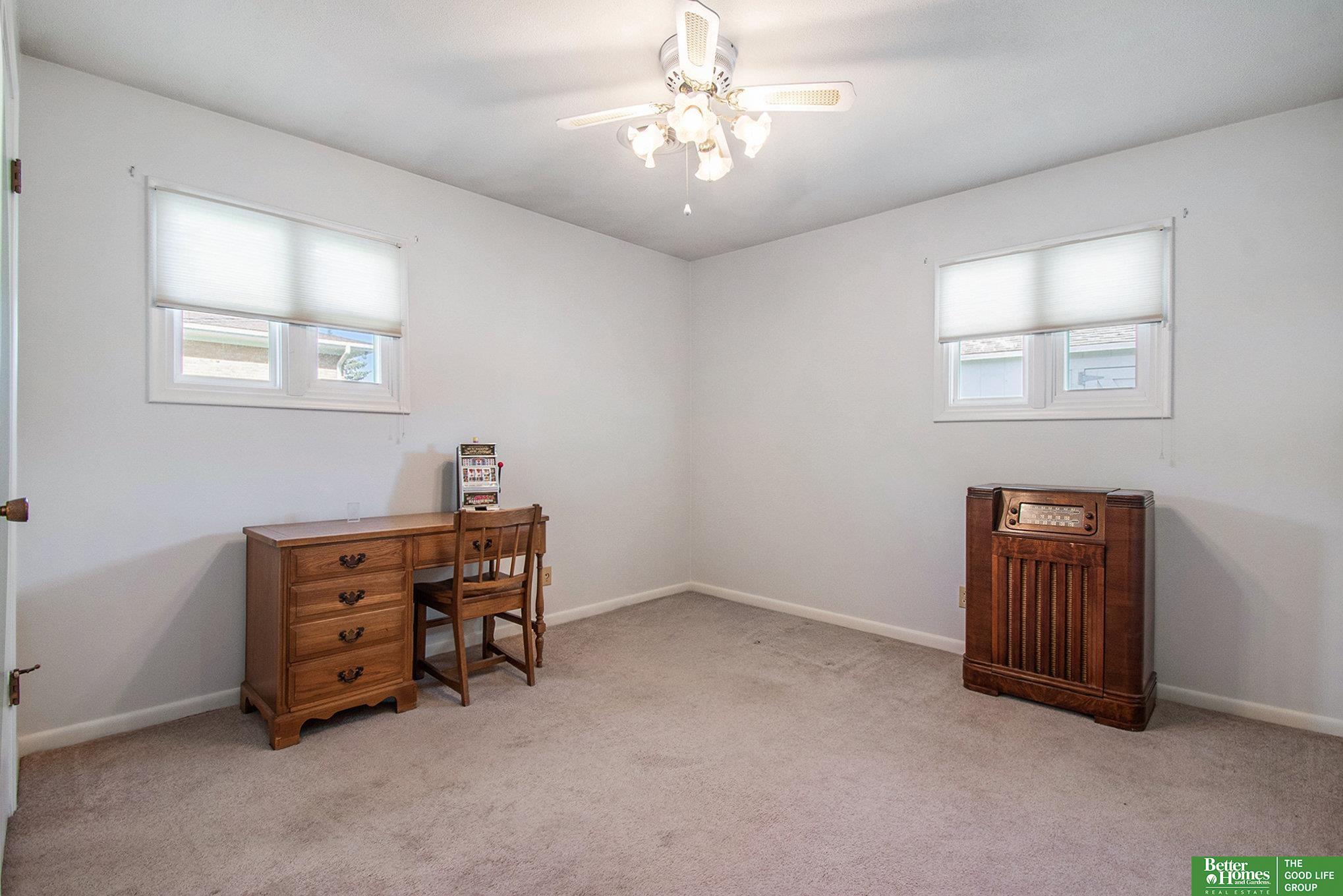 10754/10756 Spring Street