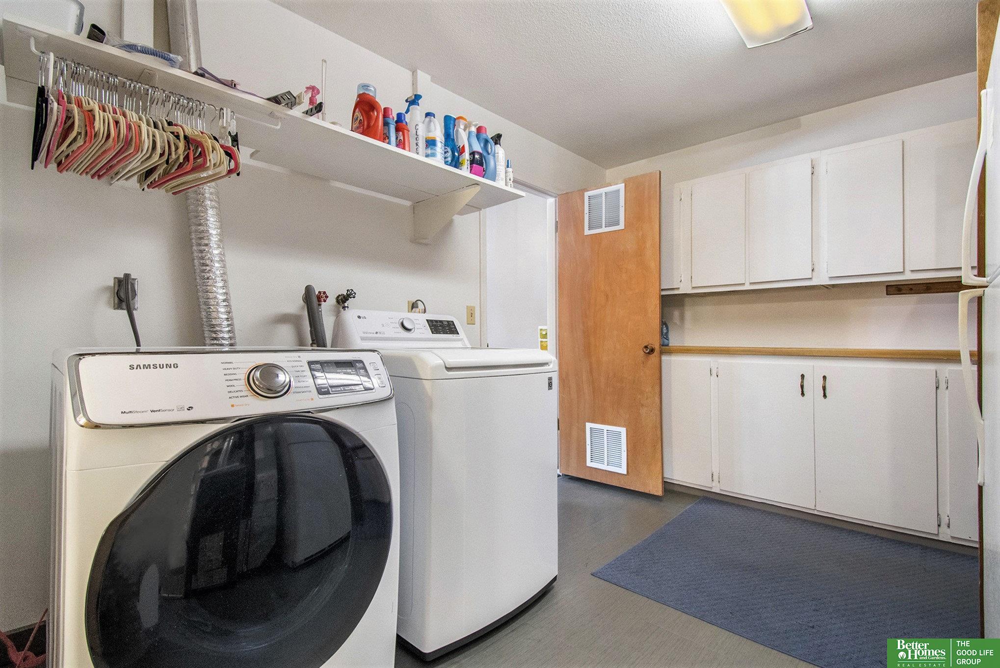 10754/10756 Spring Street