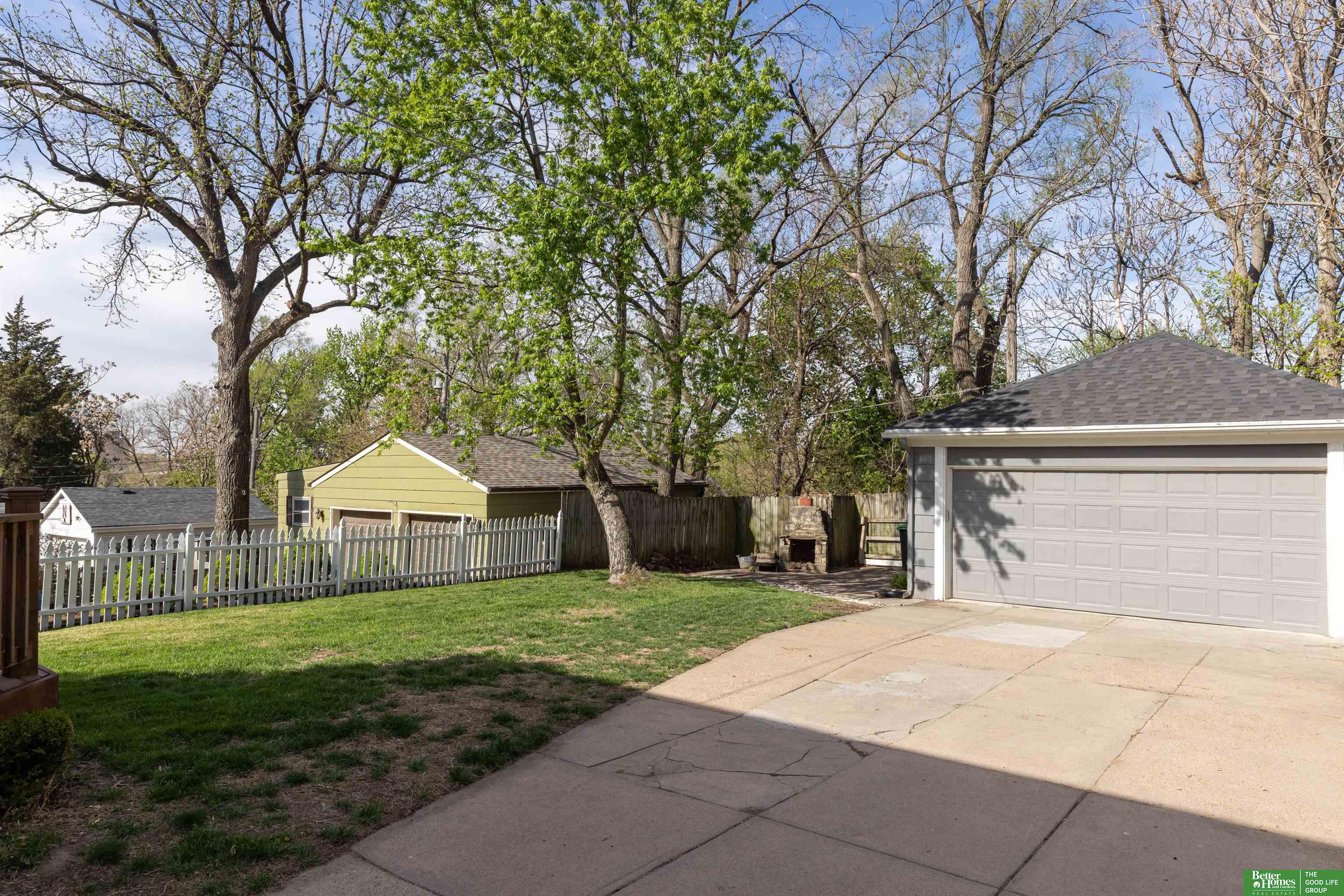 2822 S 33 Street