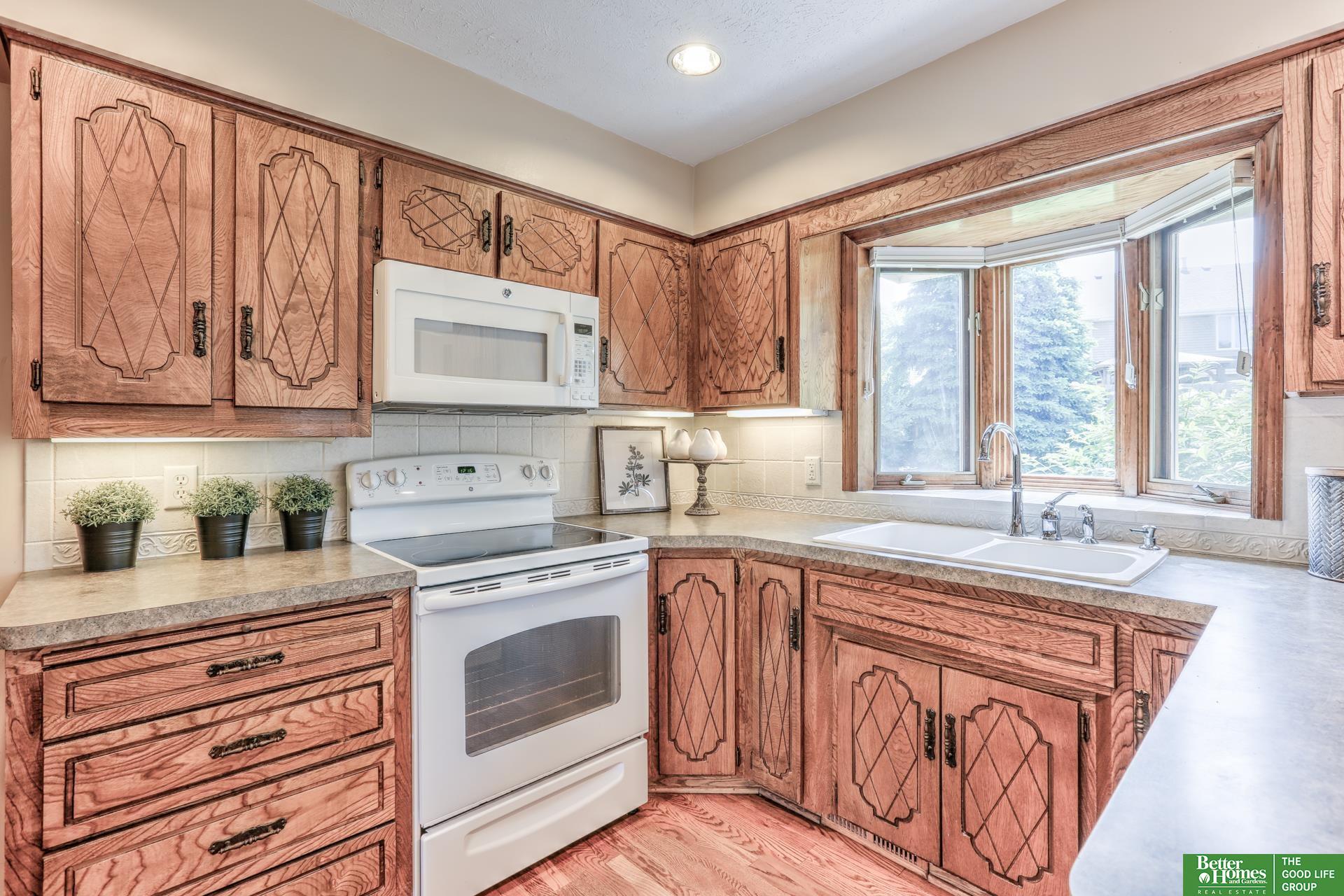 1872 S 155th Circle