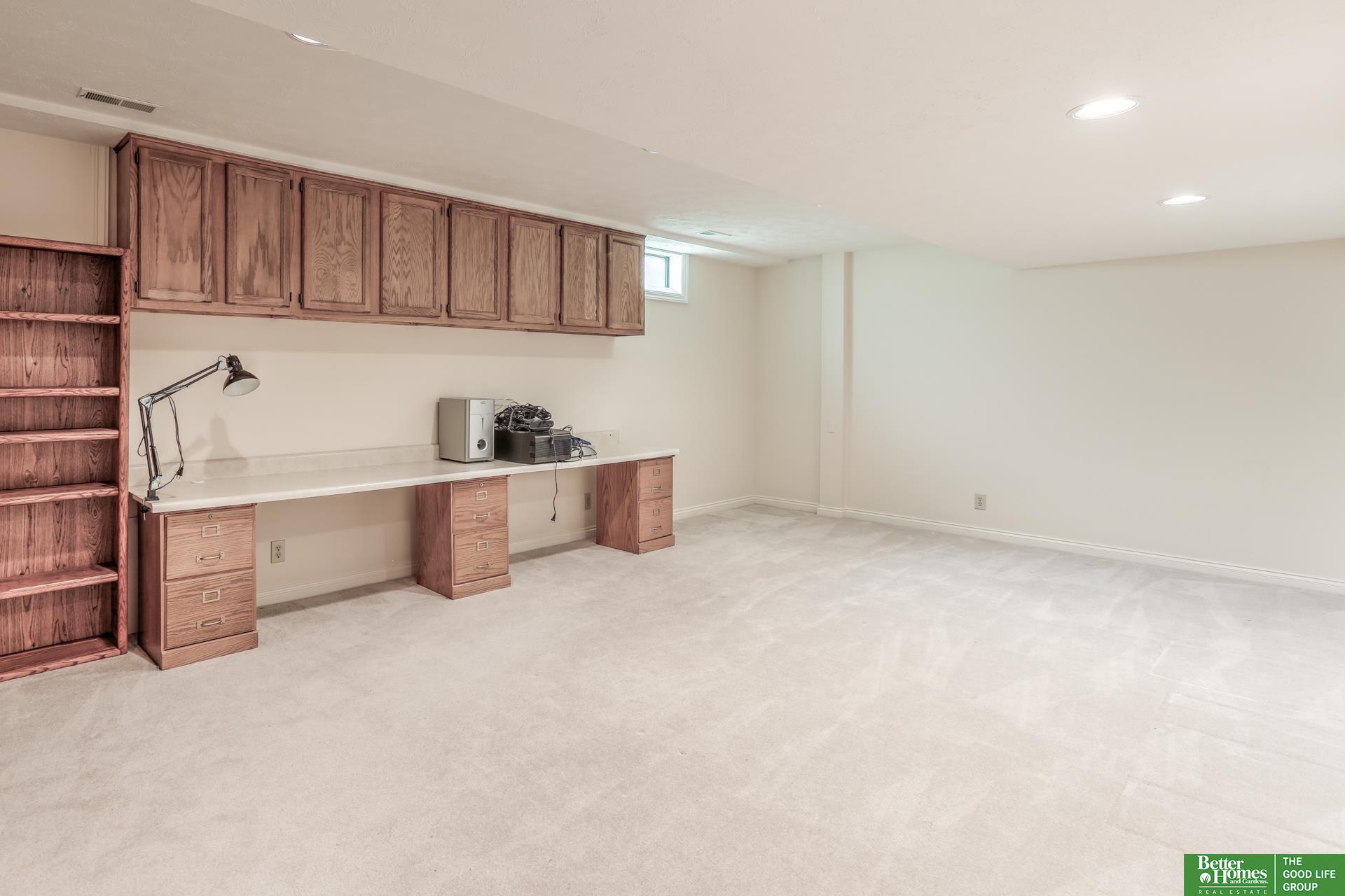 1872 S 155th Circle
