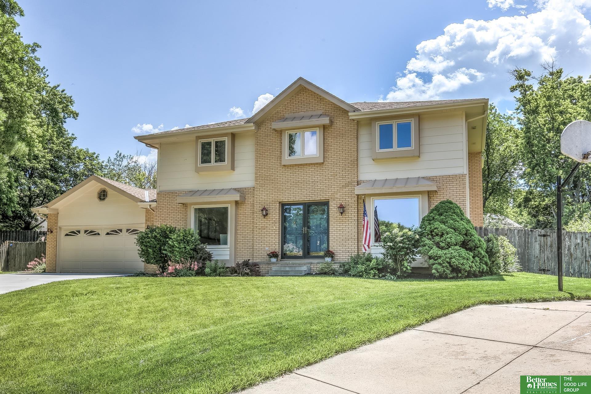 1872 S 155th Circle