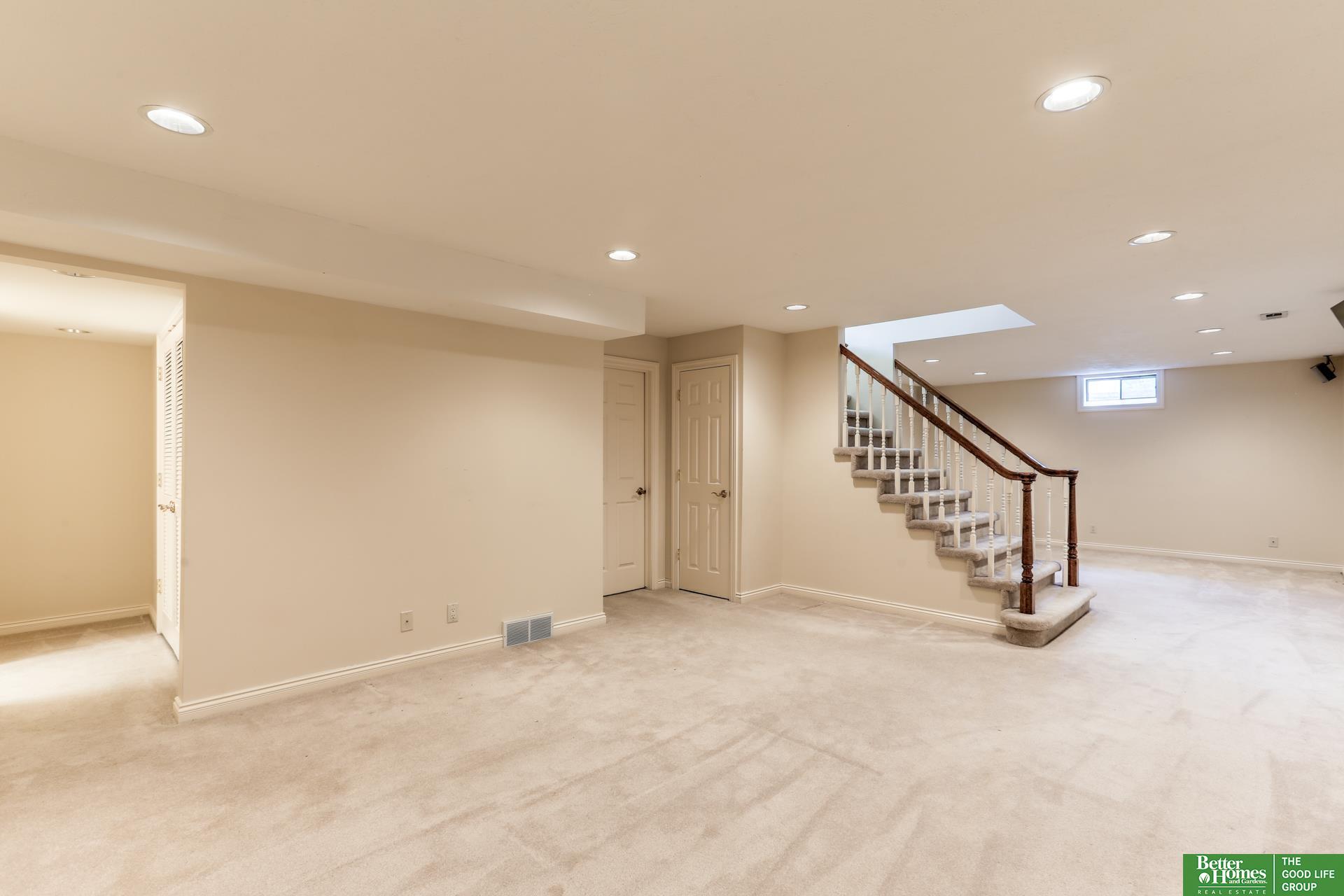 1872 S 155th Circle