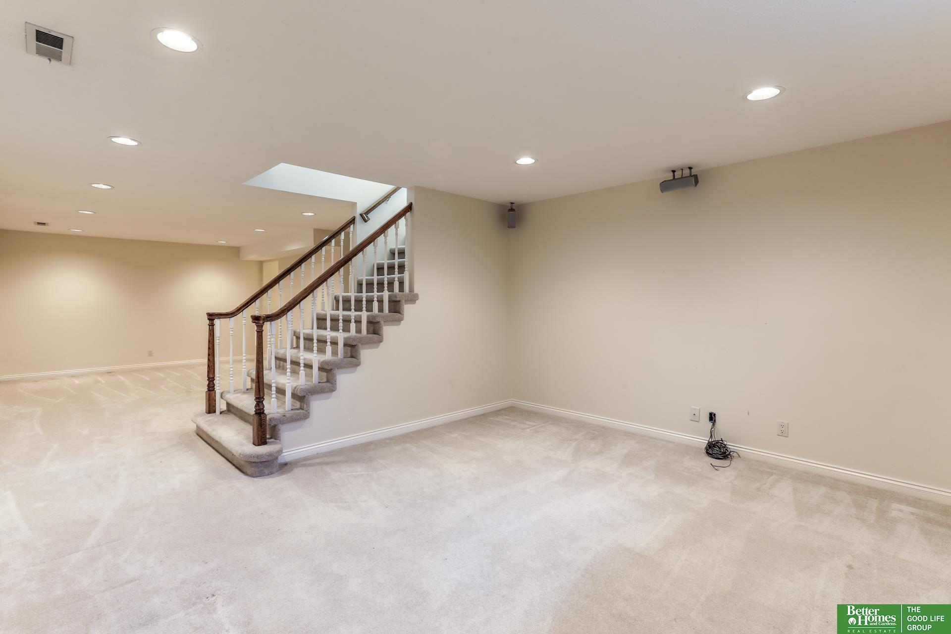 1872 S 155th Circle