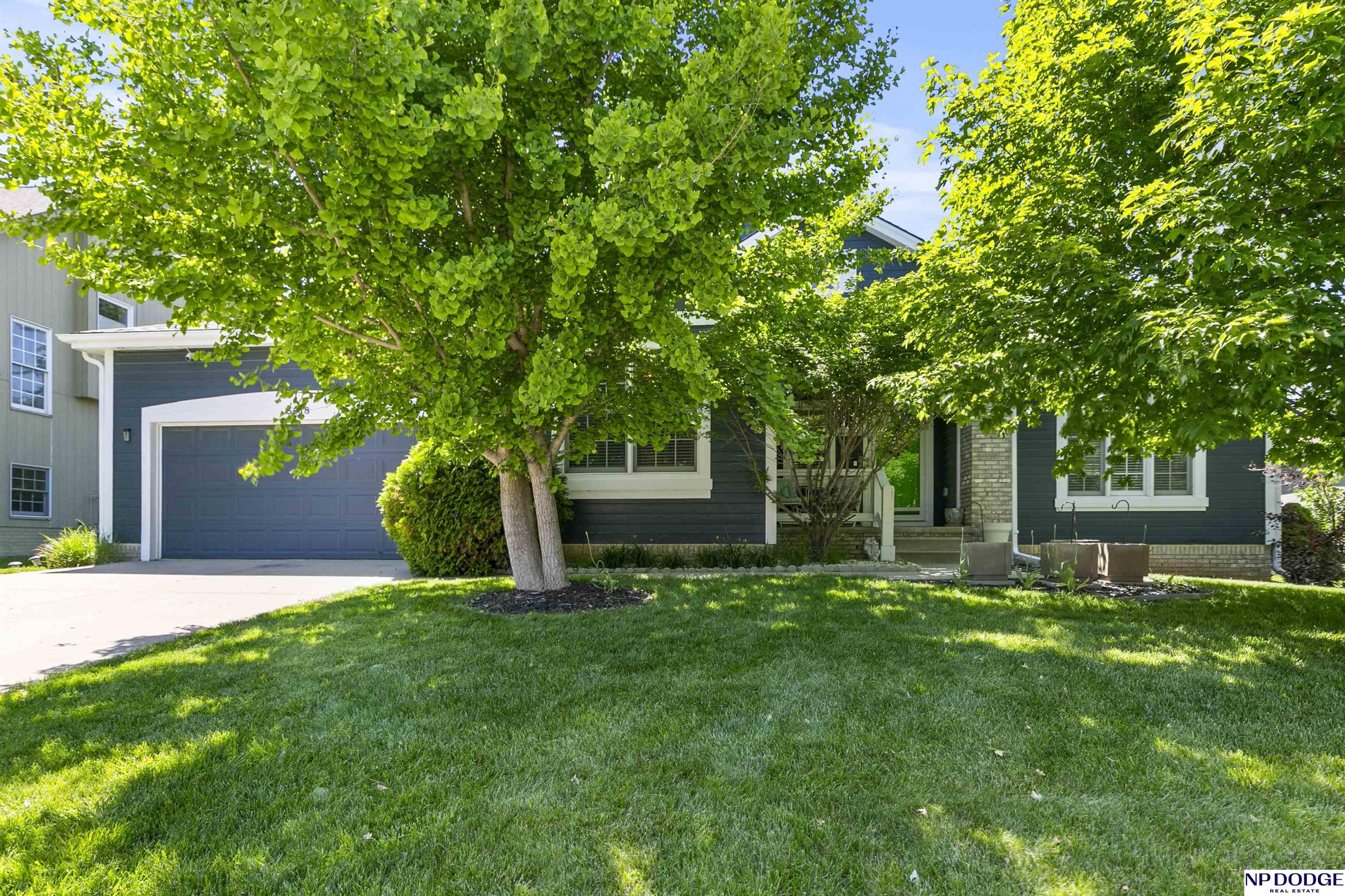 5518 N 149 Street