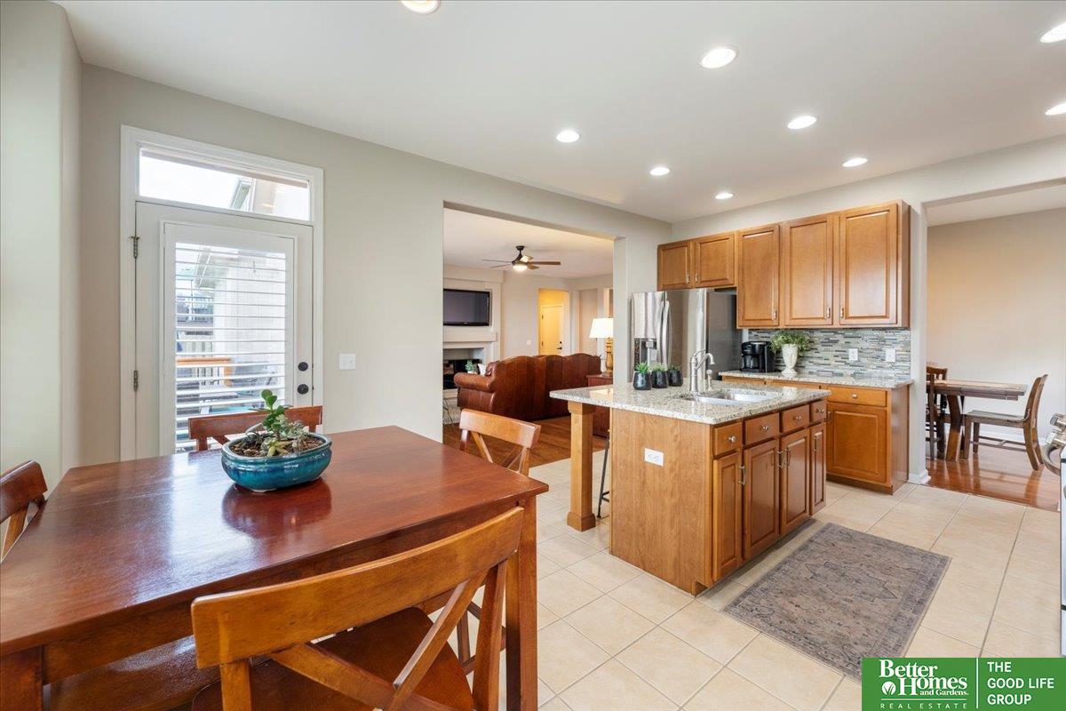 955 S 186th Street