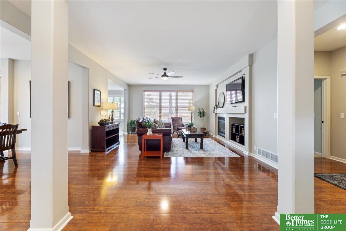 955 S 186th Street