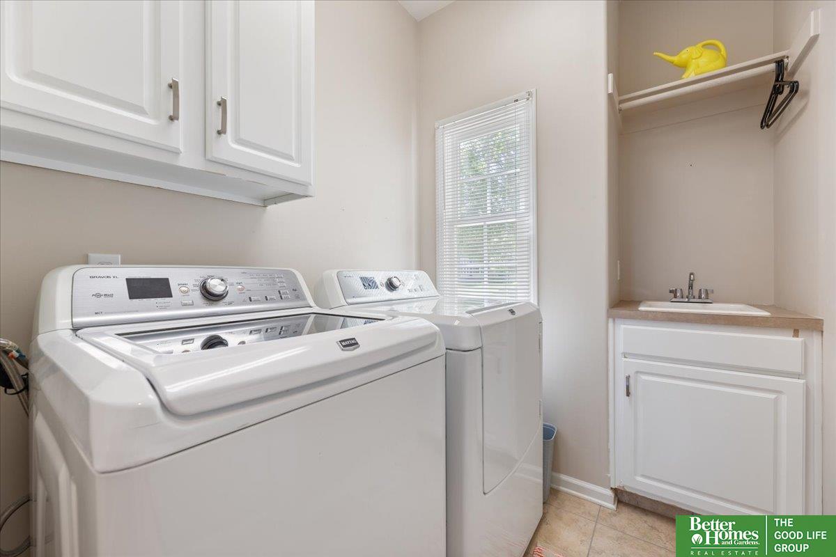 955 S 186th Street