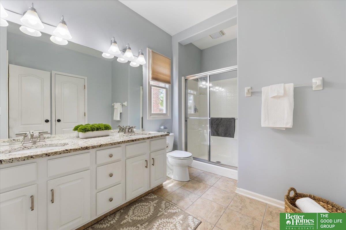 955 S 186th Street
