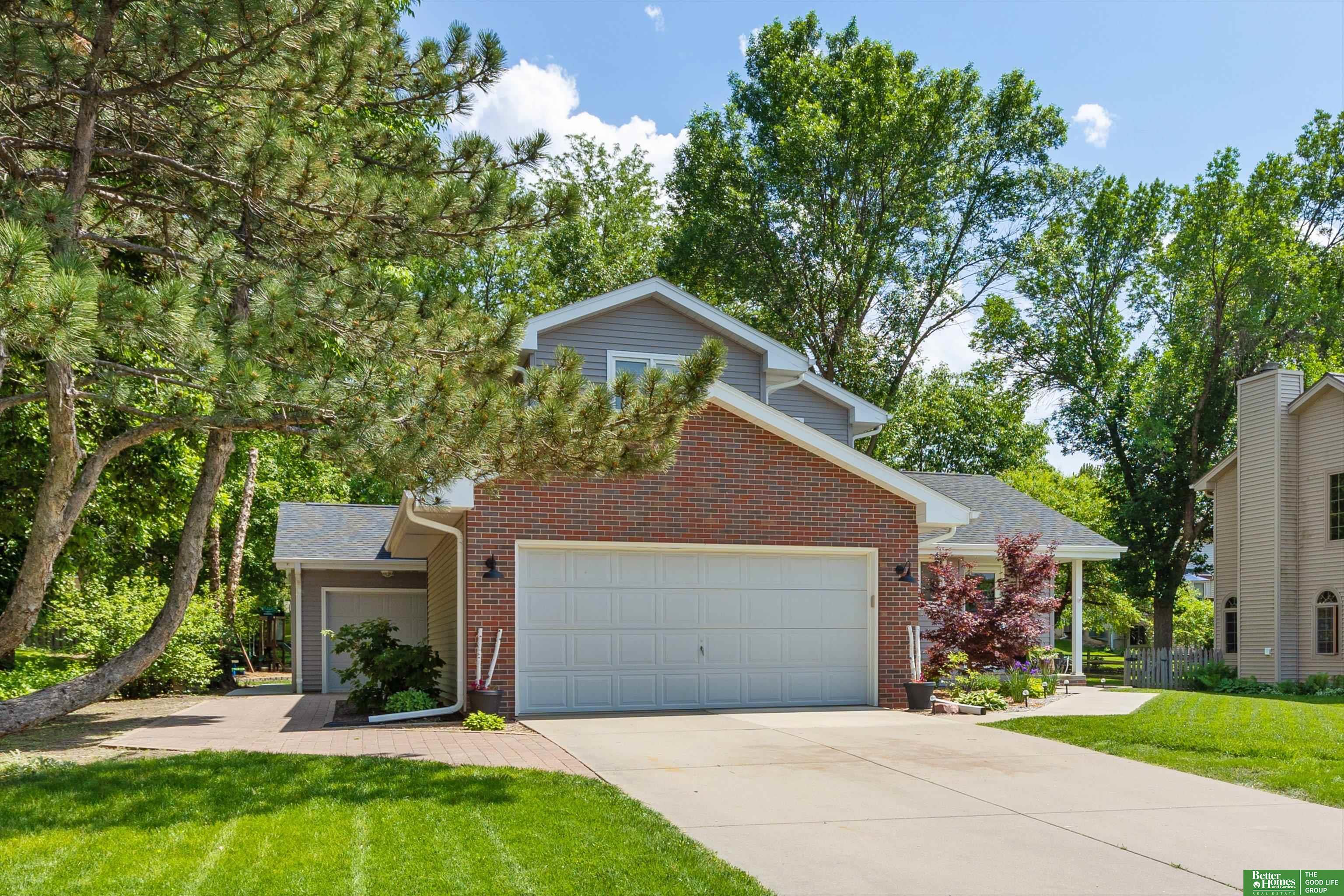 4633 Fir Hollow Lane