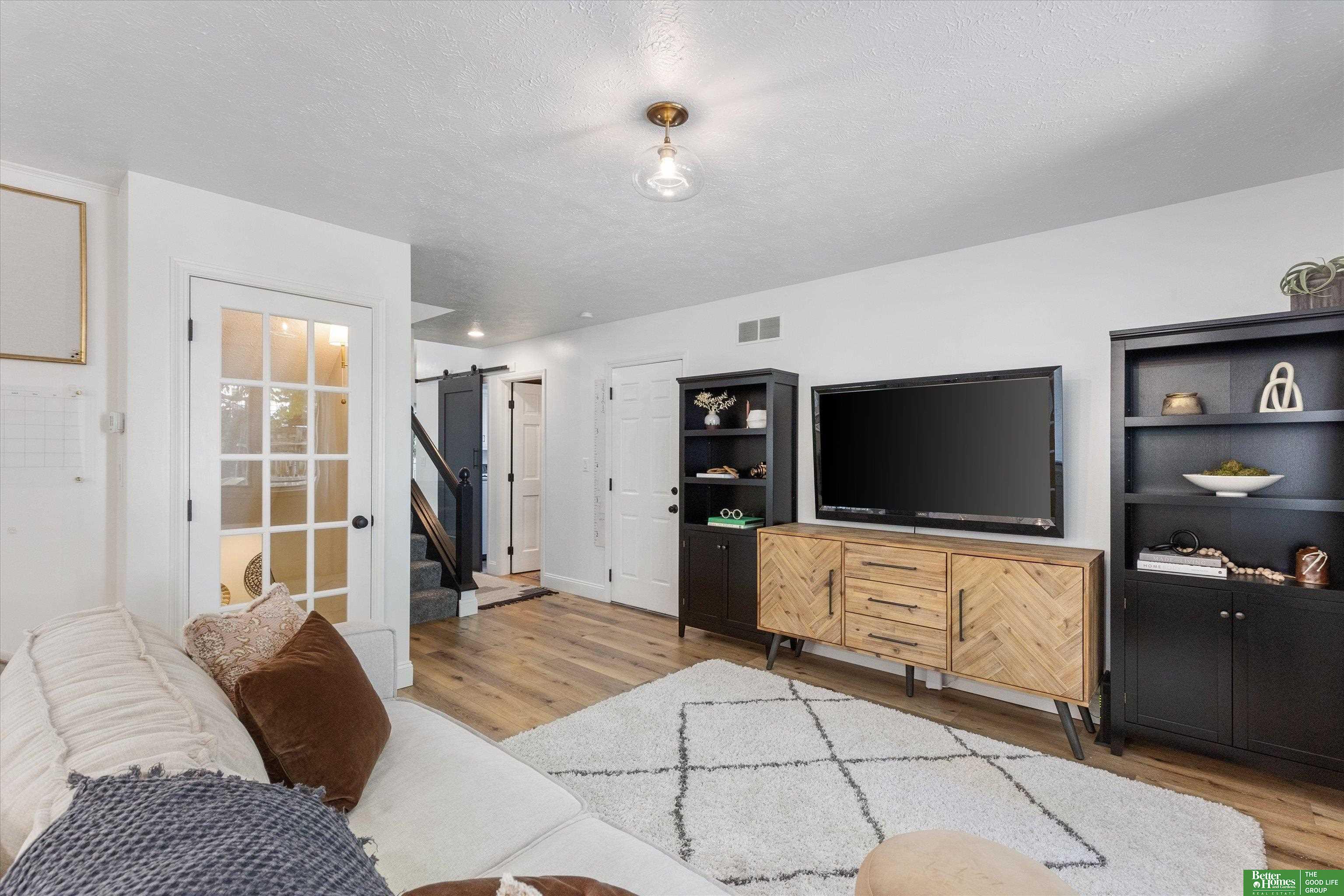4633 Fir Hollow Lane