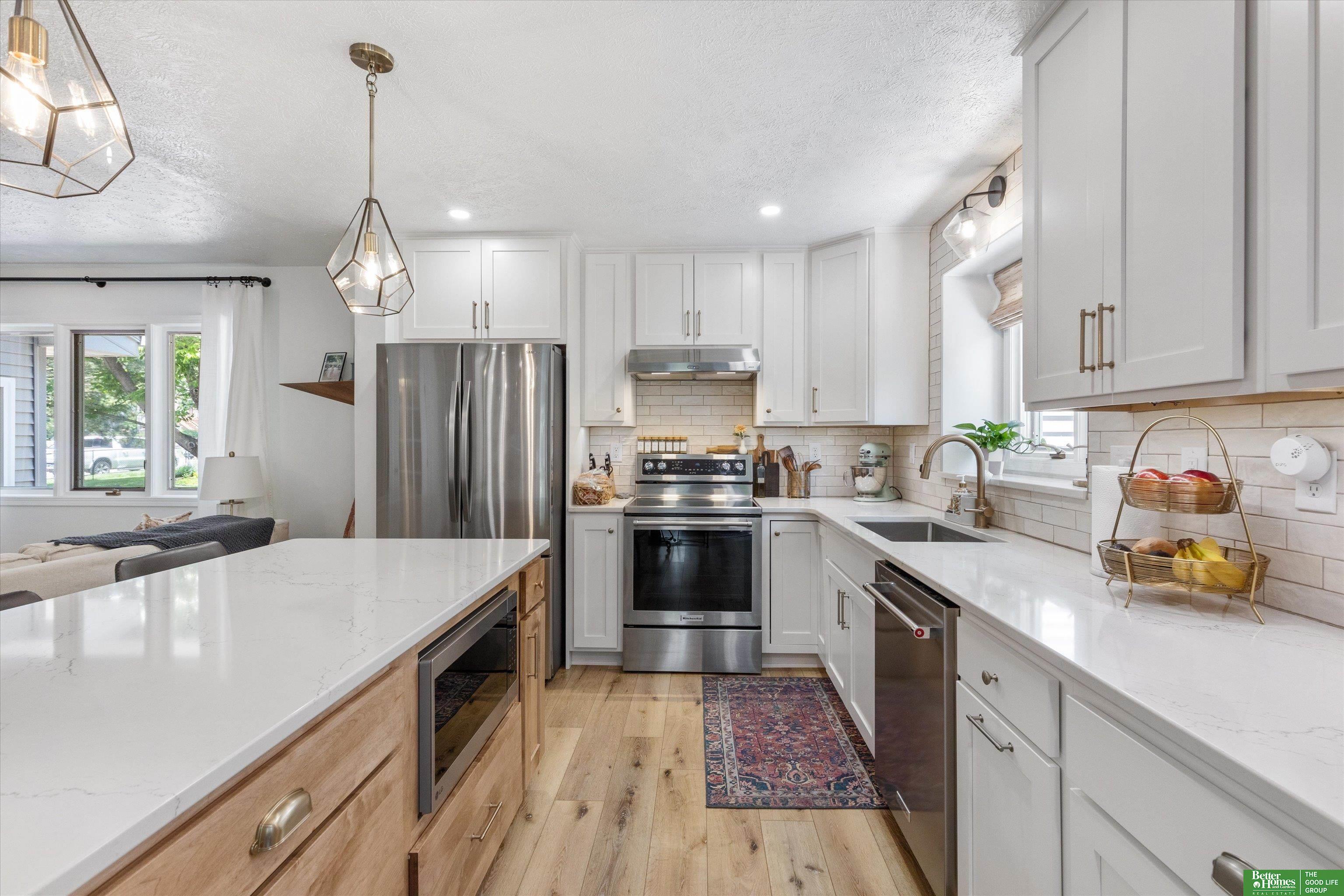 4633 Fir Hollow Lane