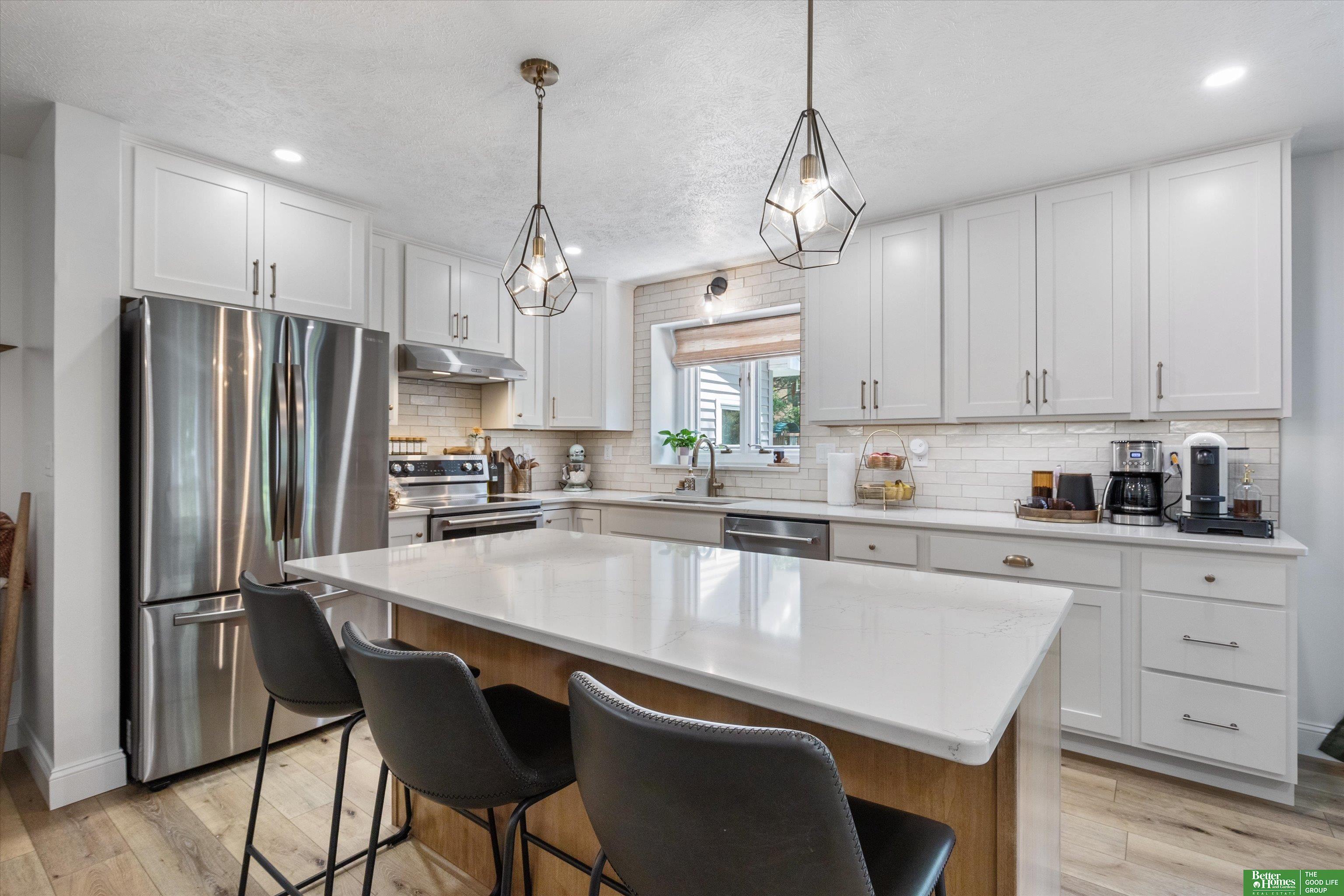 4633 Fir Hollow Lane