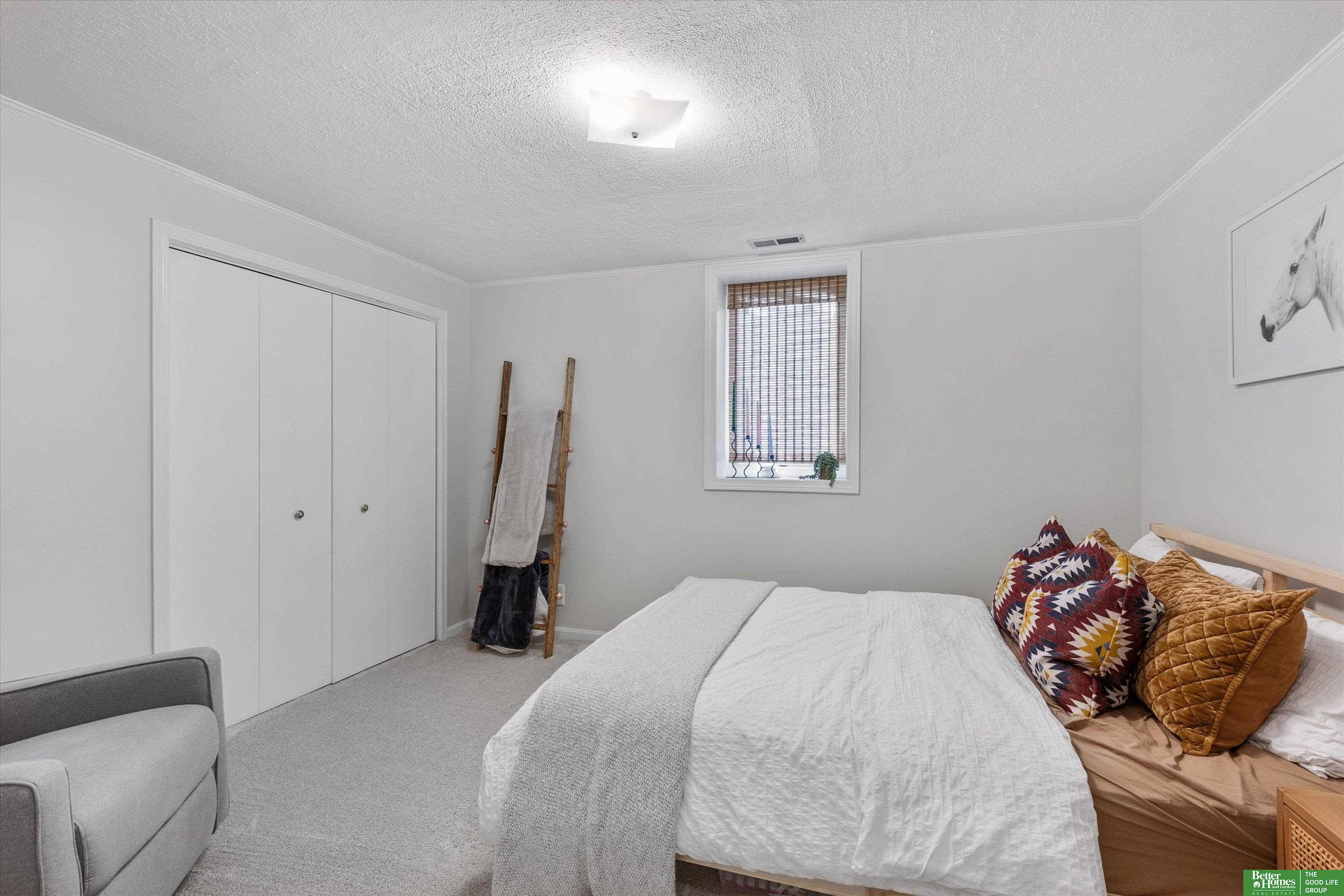 4633 Fir Hollow Lane