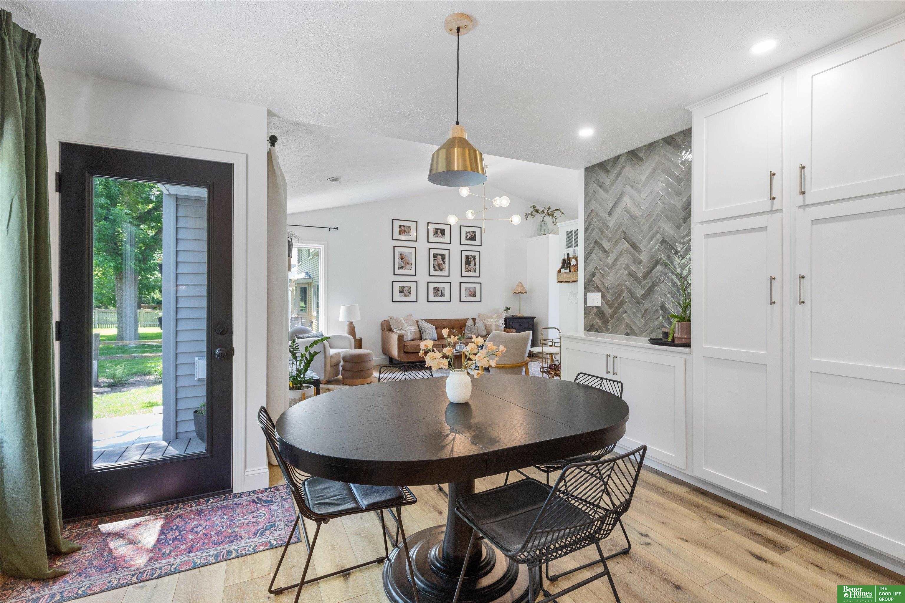 4633 Fir Hollow Lane