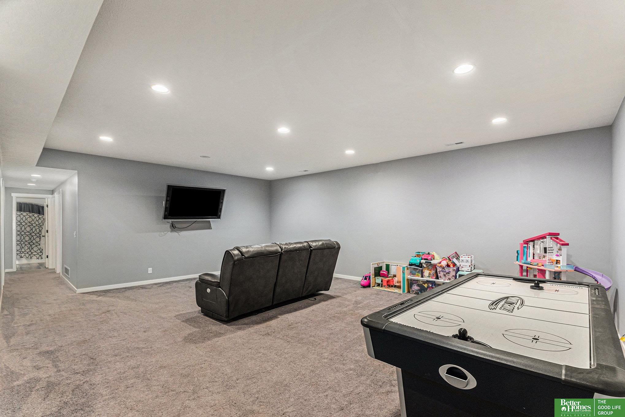 802 Westridge Circle