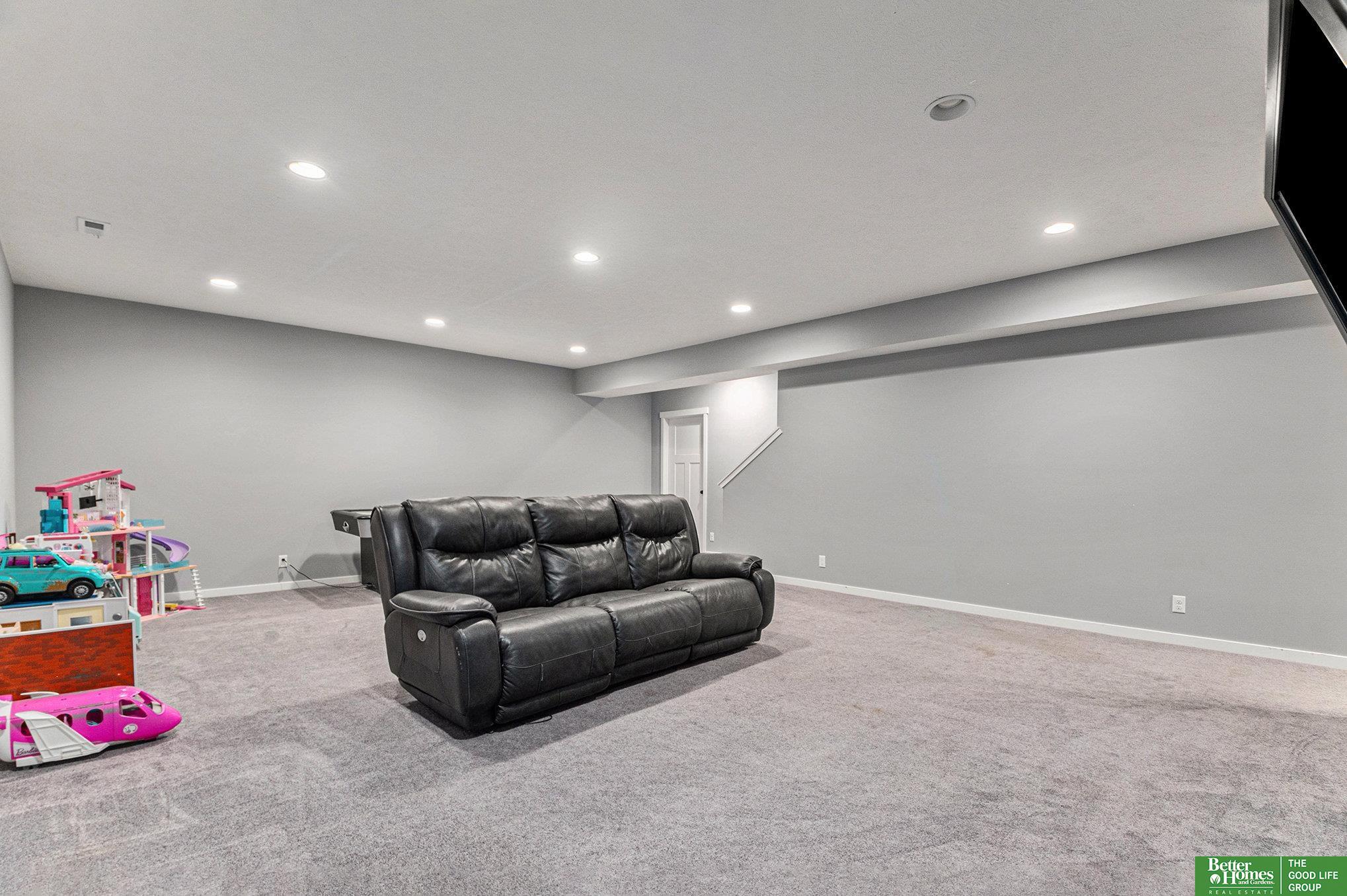 802 Westridge Circle