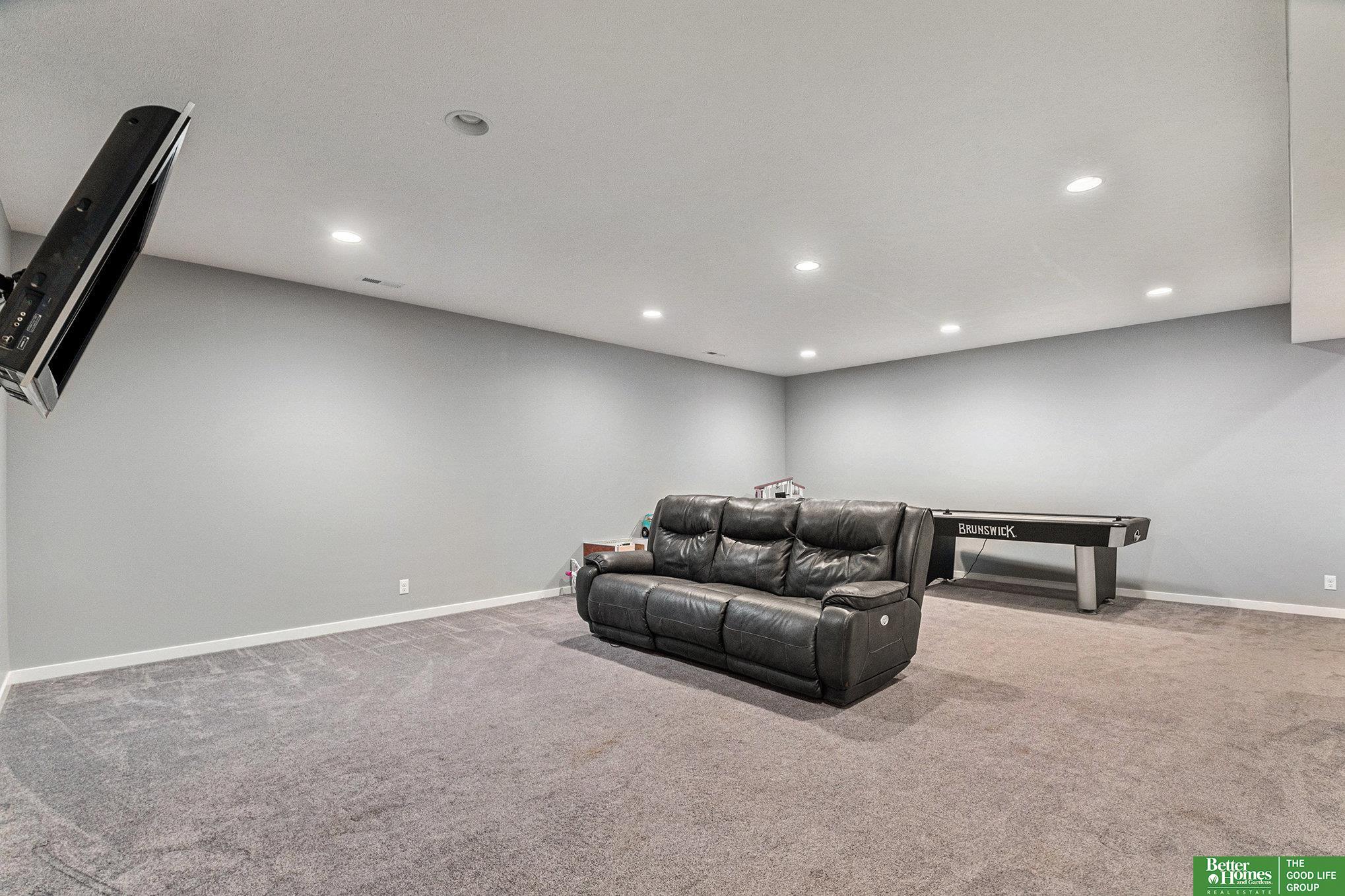 802 Westridge Circle