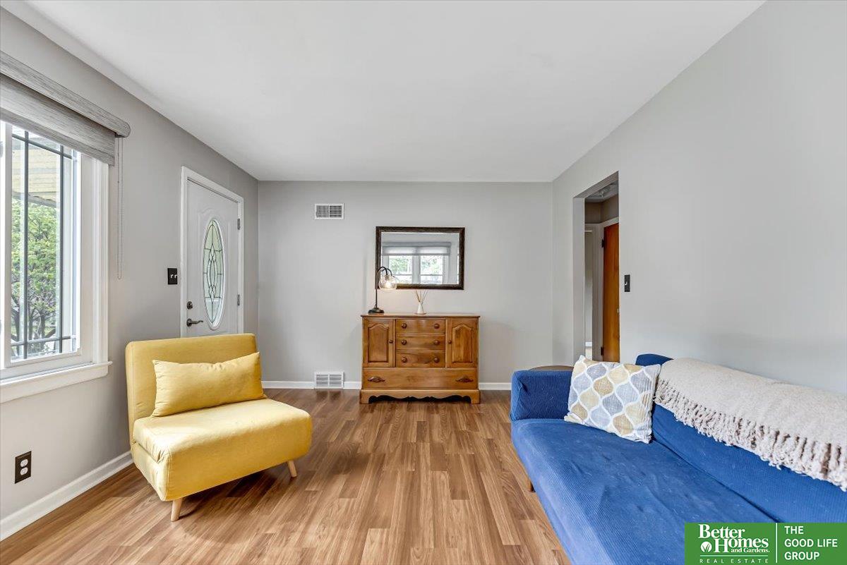 5514 S 80th Street