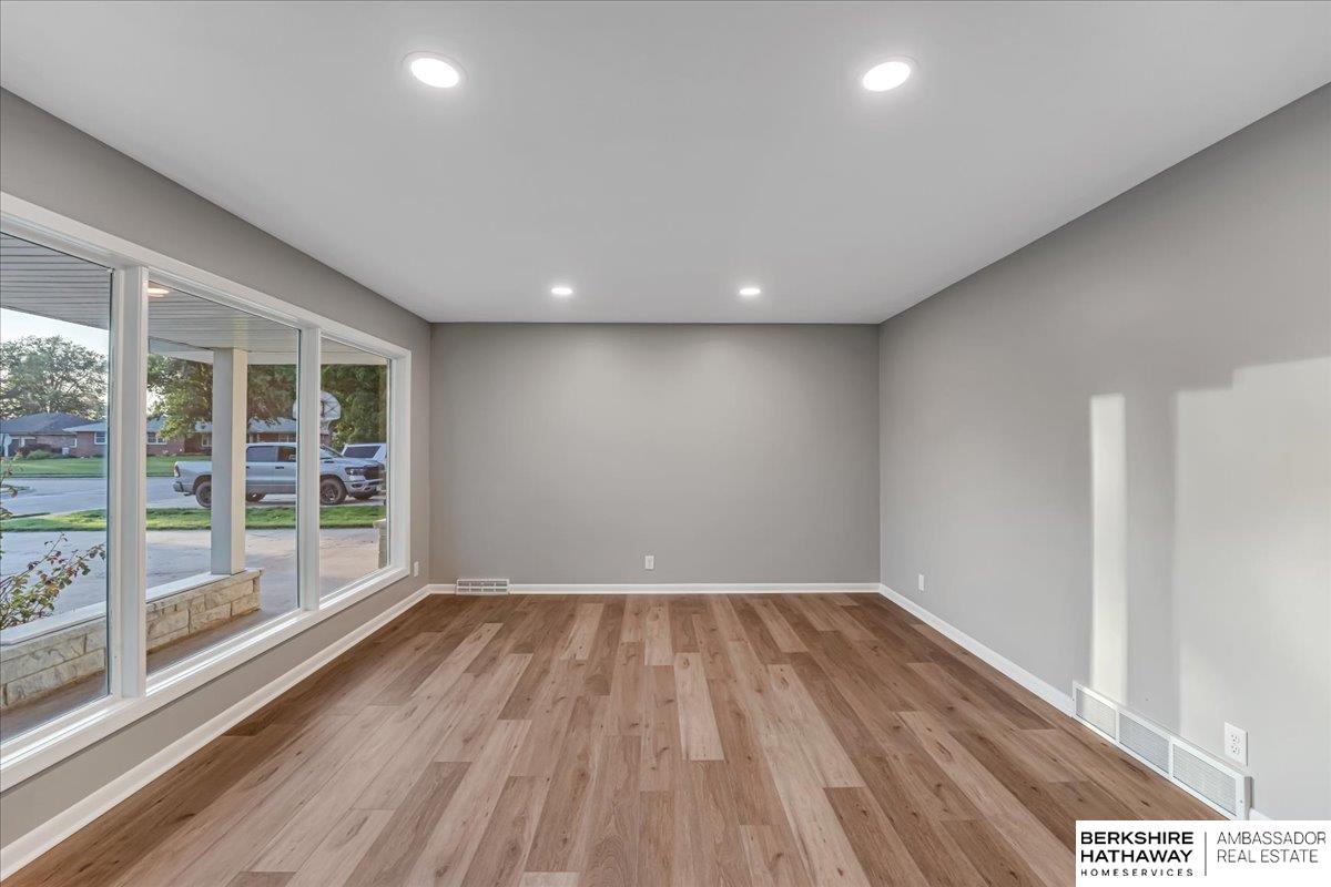 609 Apache Drive