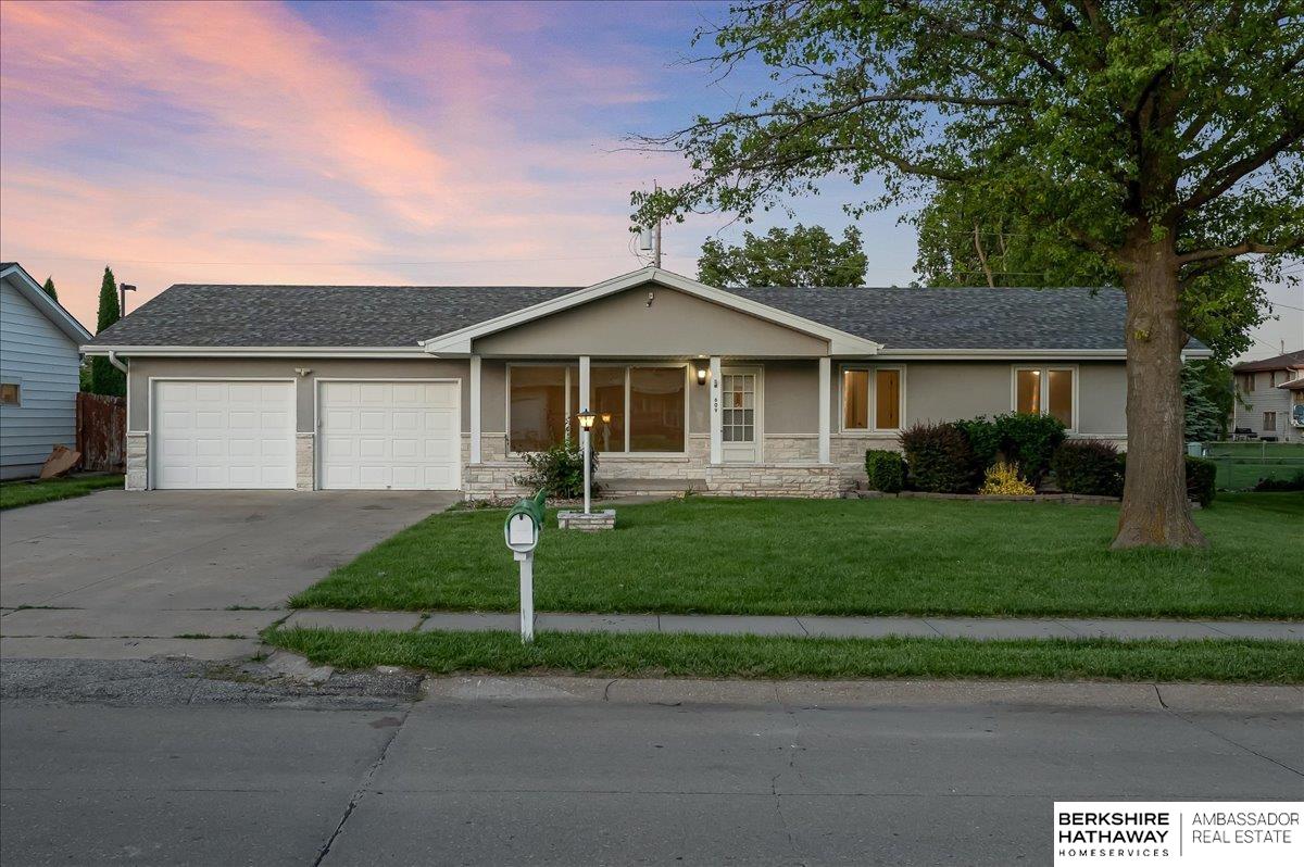 609 Apache Drive