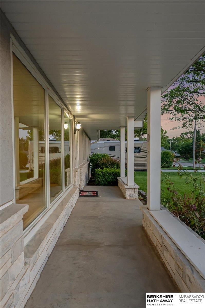 609 Apache Drive