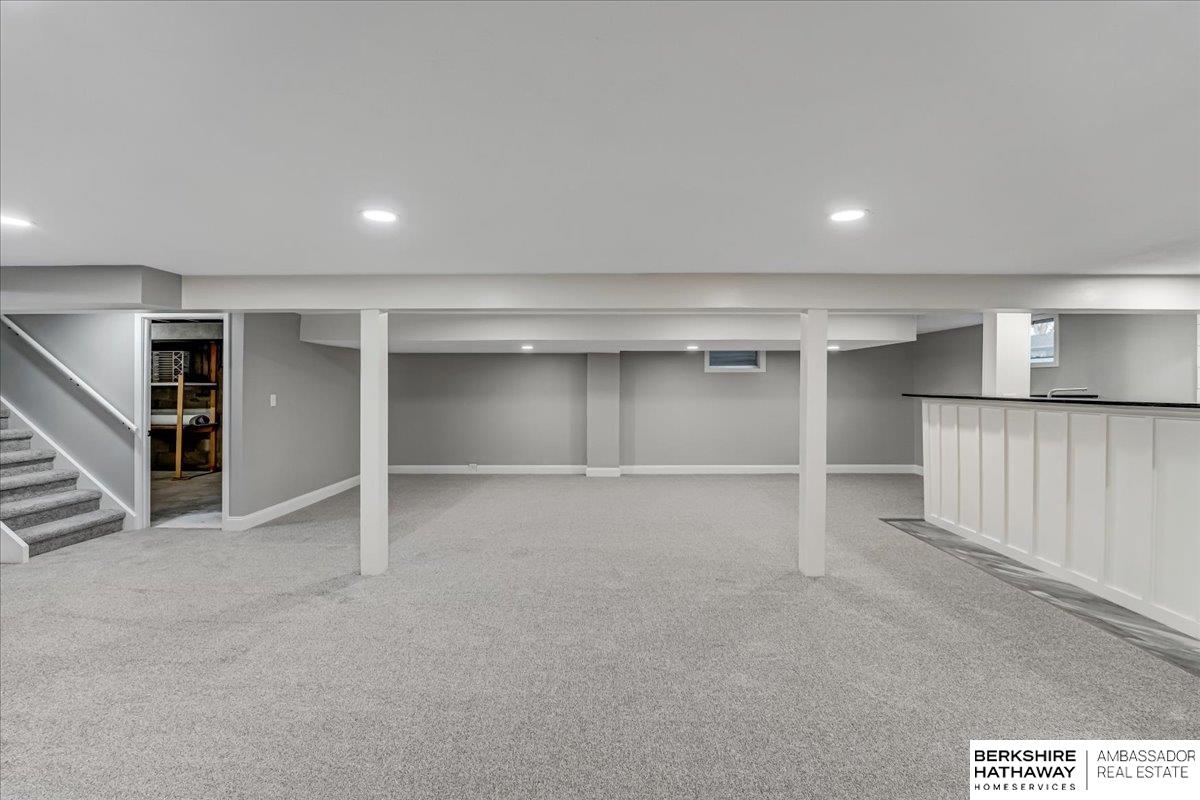 609 Apache Drive