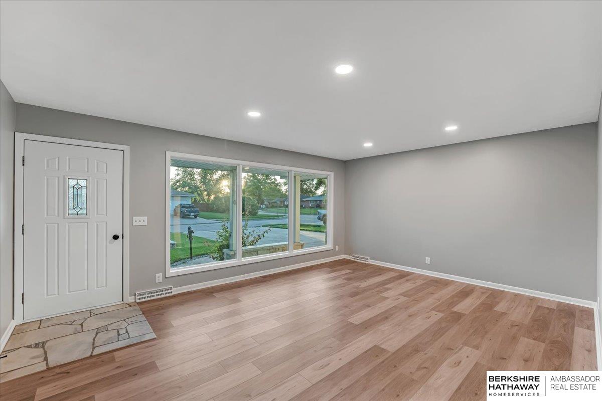 609 Apache Drive